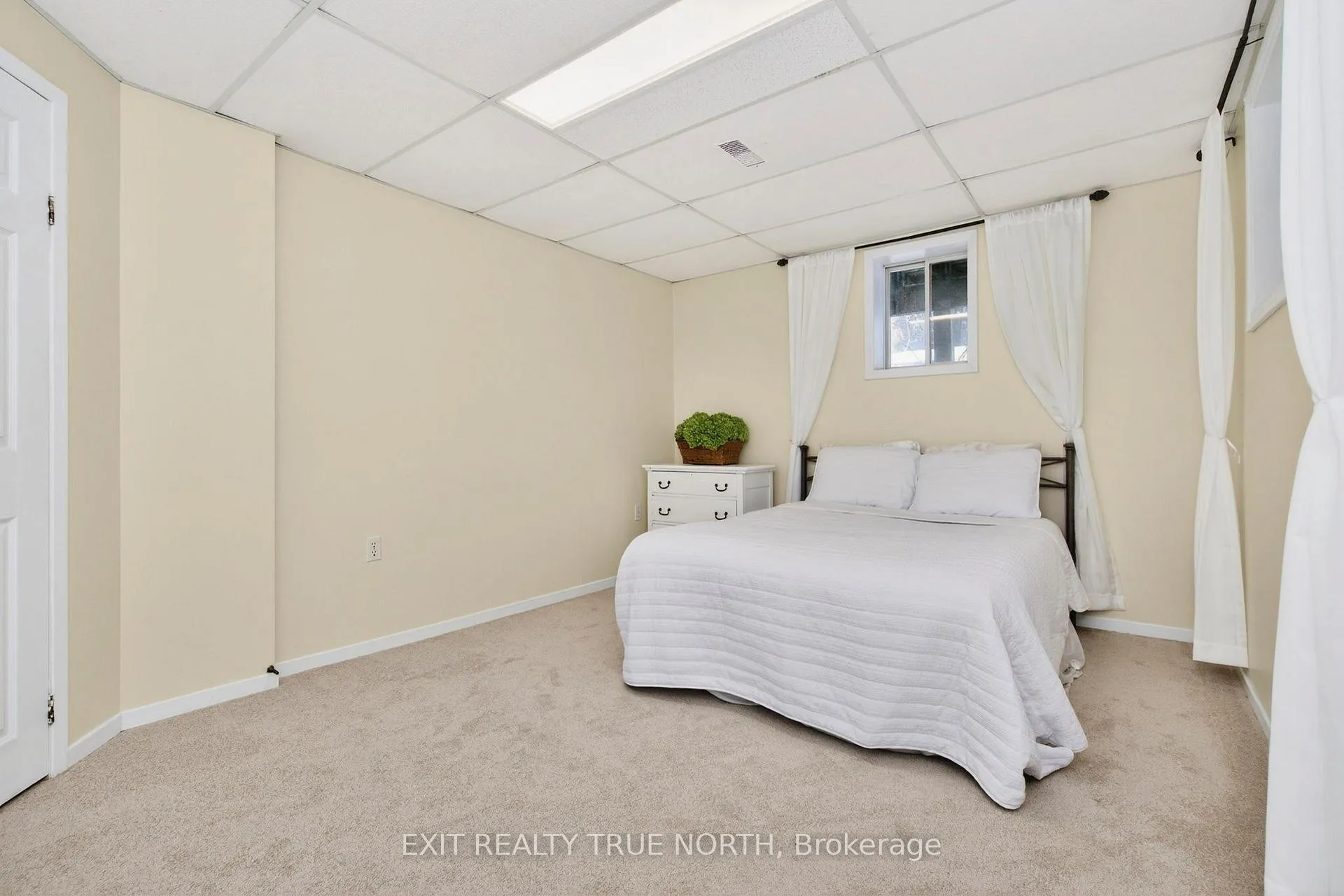Photo 18 of 8 Robin Court, Tiny, Rural Tiny — HOMEH
