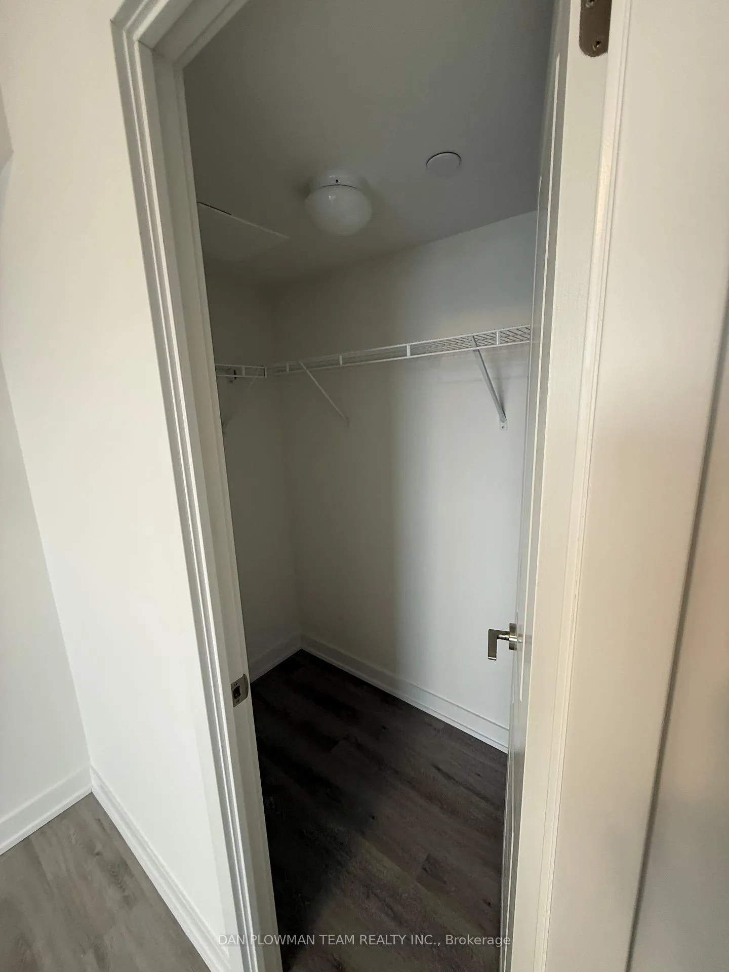 Photo 5 of Unit 602, 1010 Sandy Beach Road, Pickering, Bay Ridges — HOMEH