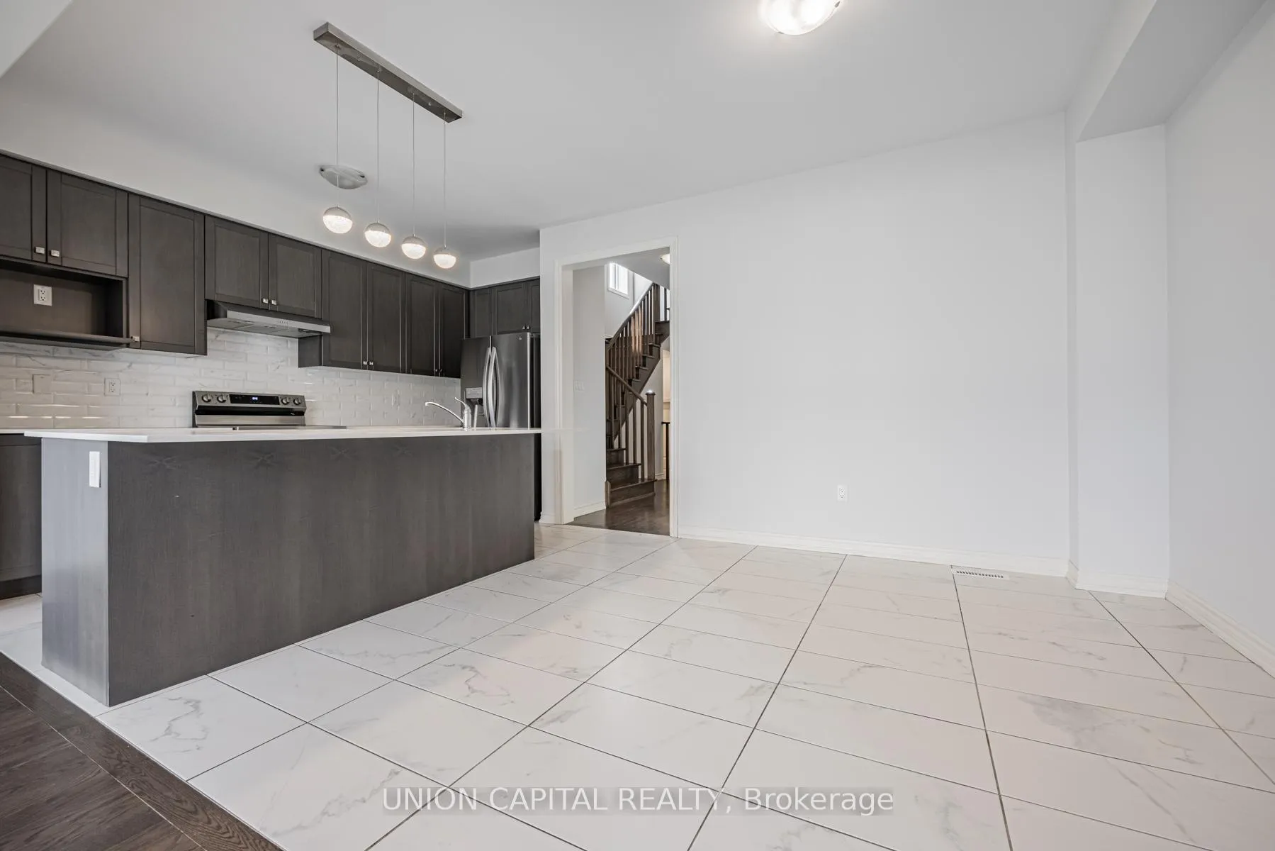 Photo 11 of 112 Ogston Crescent, Whitby, Rural Whitby — HOMEH