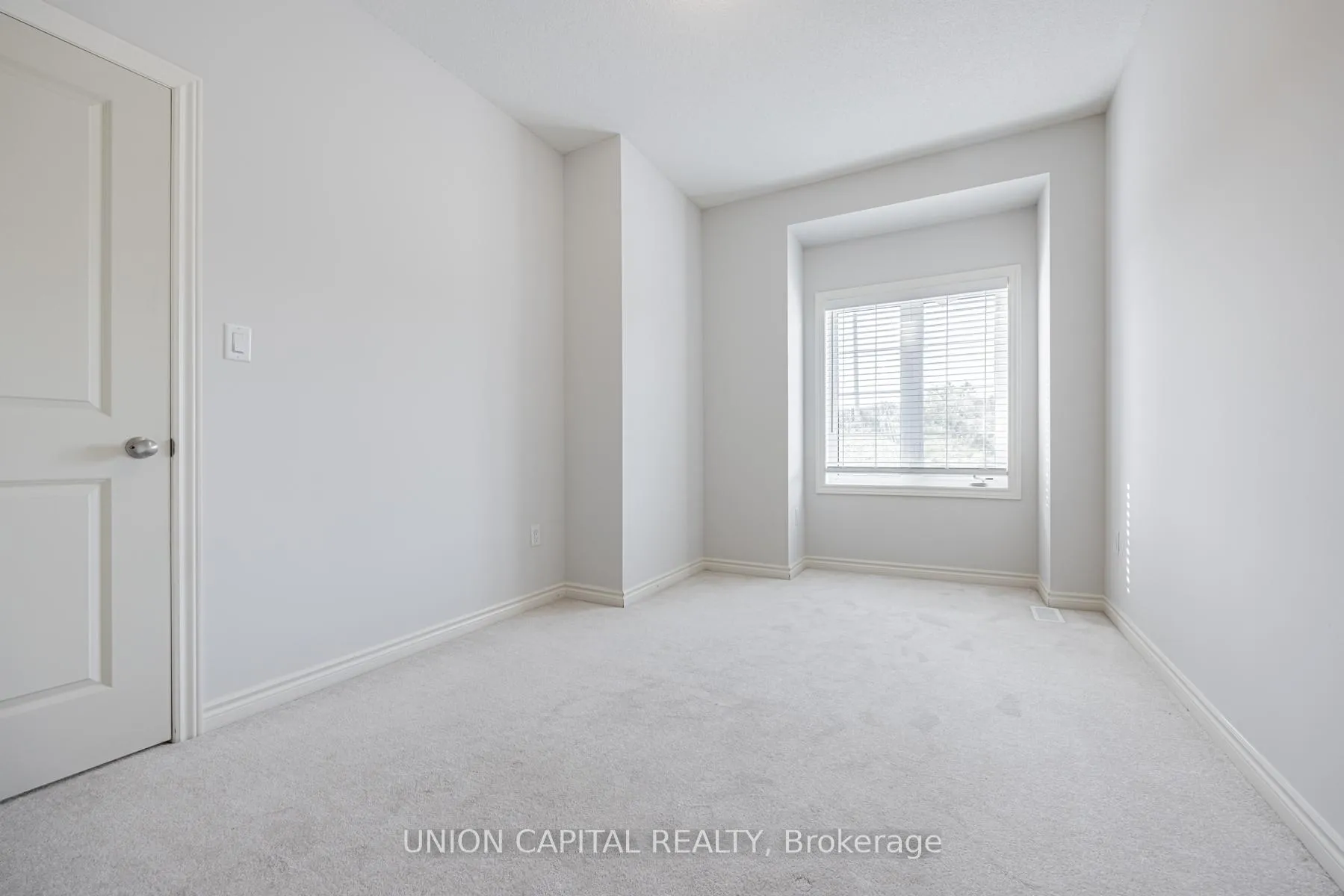 Photo 21 of 112 Ogston Crescent, Whitby, Rural Whitby — HOMEH