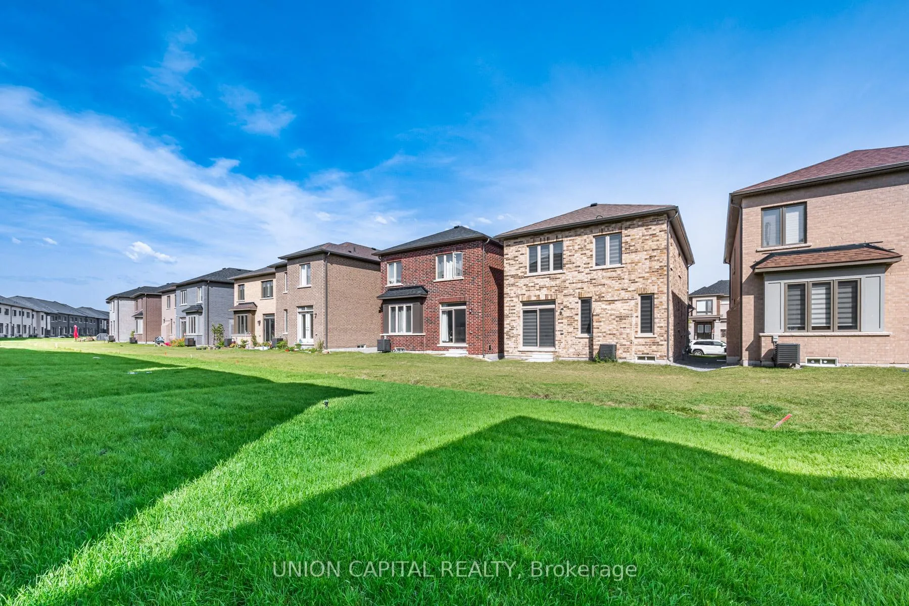 Photo 24 of 112 Ogston Crescent, Whitby, Rural Whitby — HOMEH