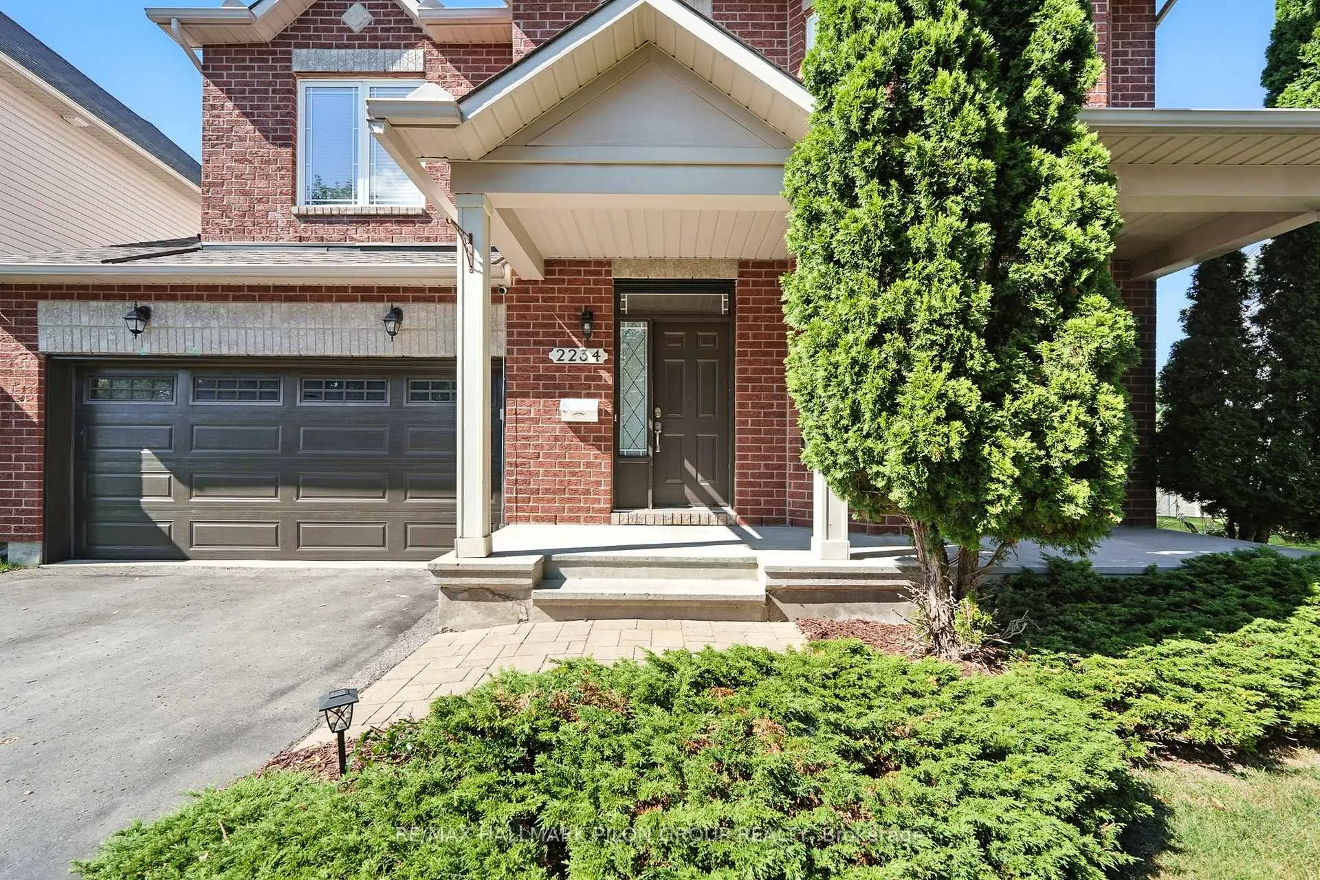 Photo 2 of 2234 Clermont Crescent, Ottawa, Avalon East — HOMEH