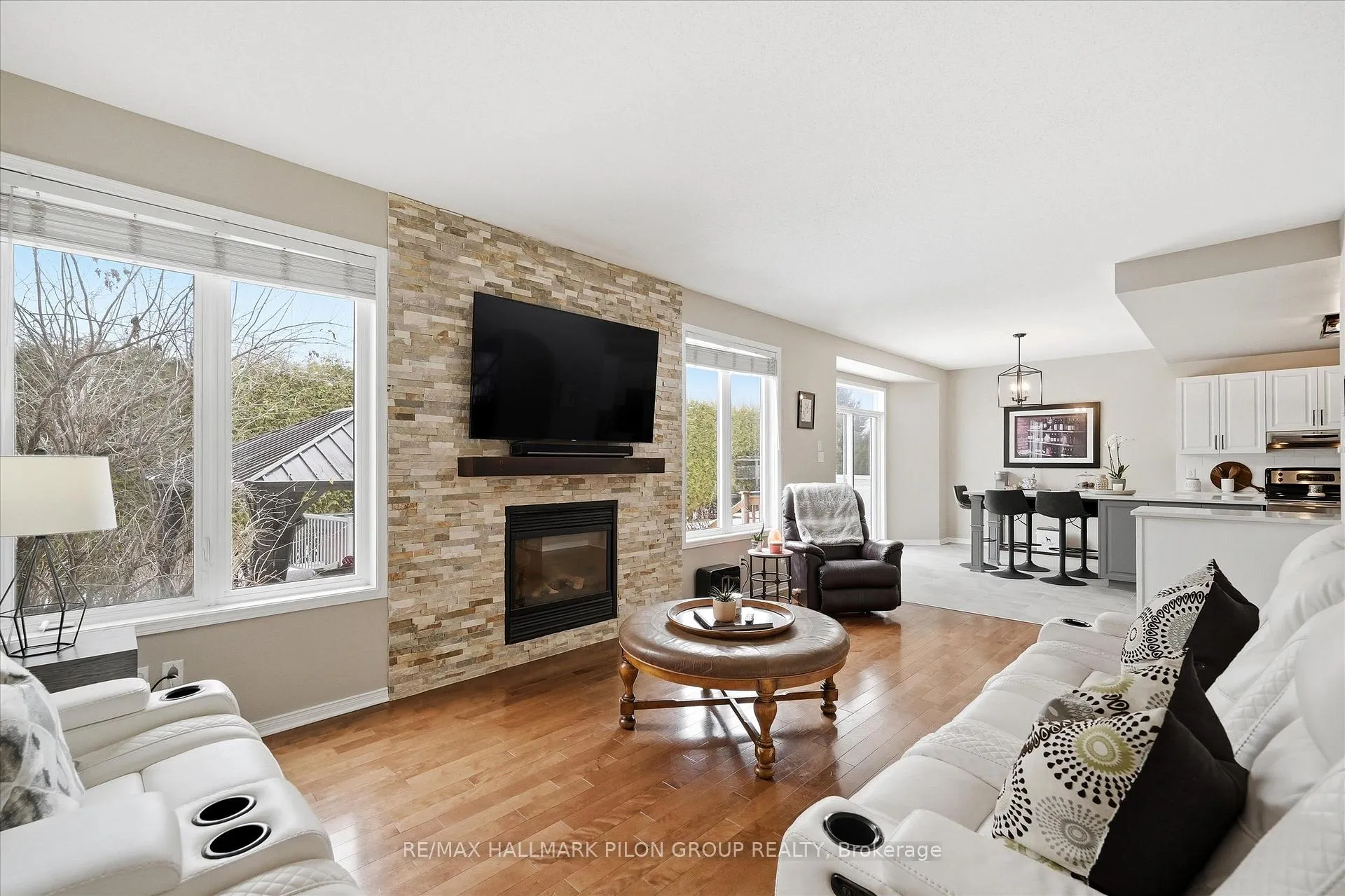 Photo 9 of 2234 Clermont Crescent, Ottawa, Avalon East — HOMEH