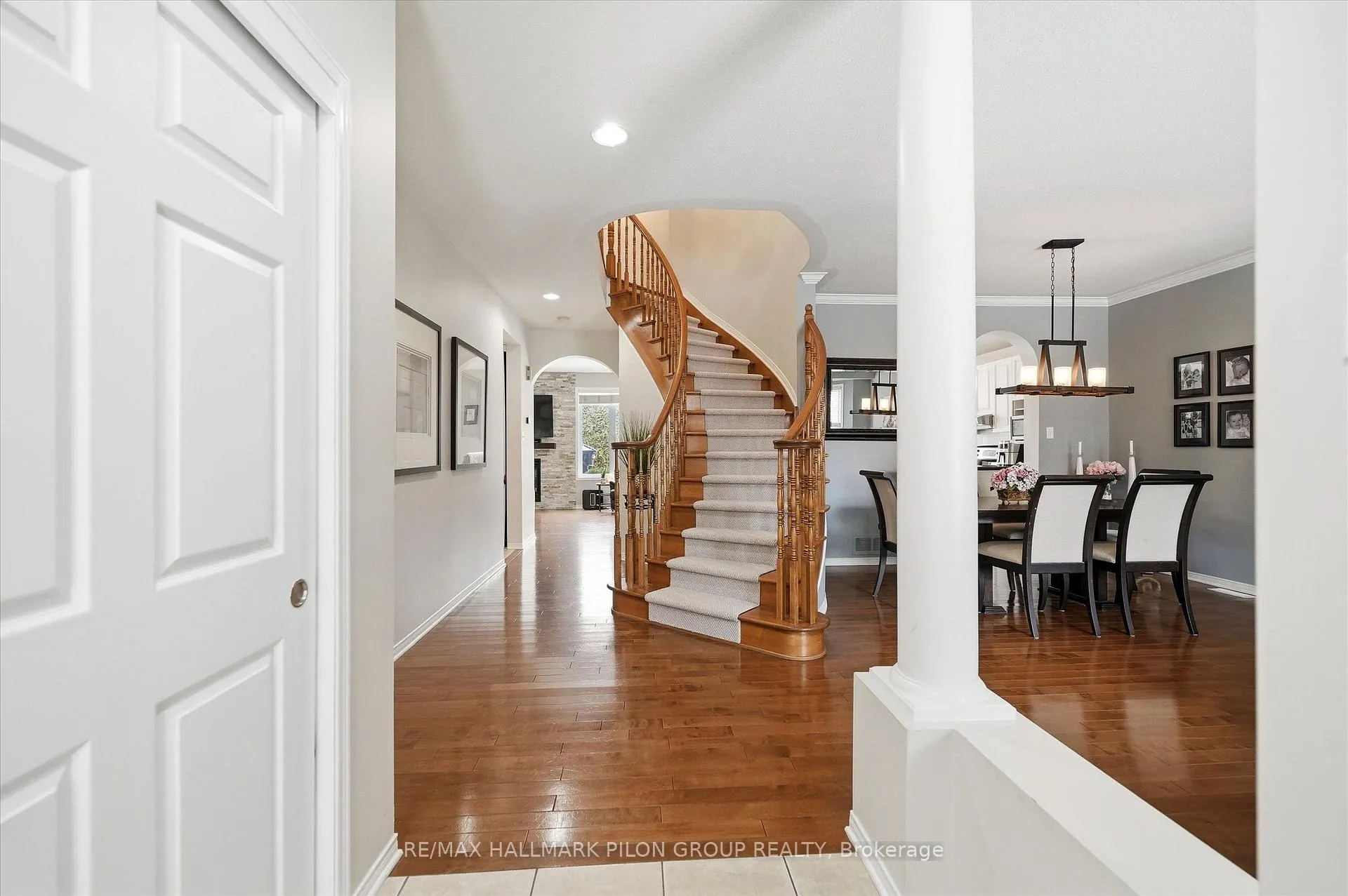 Photo 13 of 2234 Clermont Crescent, Ottawa, Avalon East — HOMEH