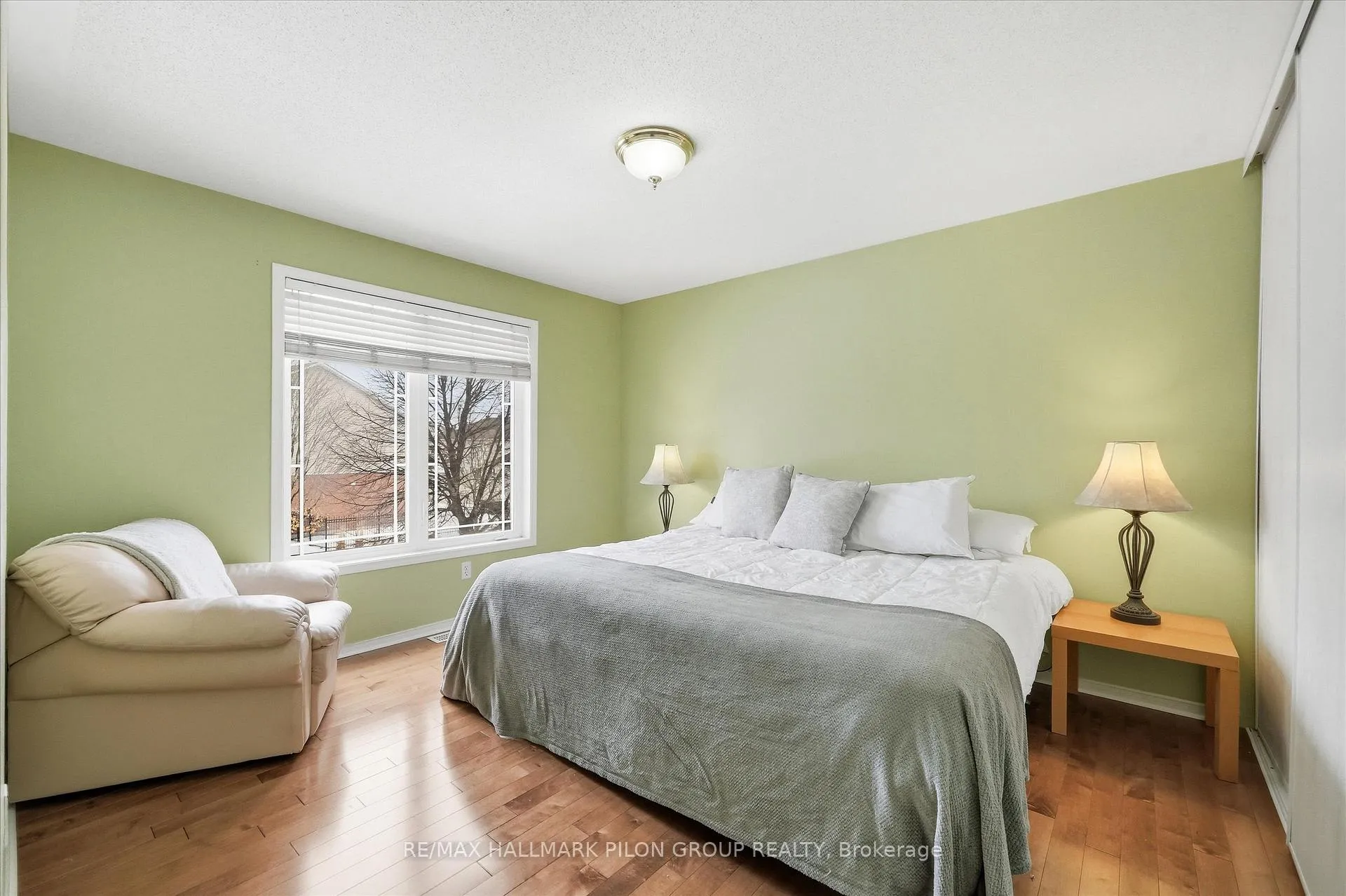 Photo 21 of 2234 Clermont Crescent, Ottawa, Avalon East — HOMEH