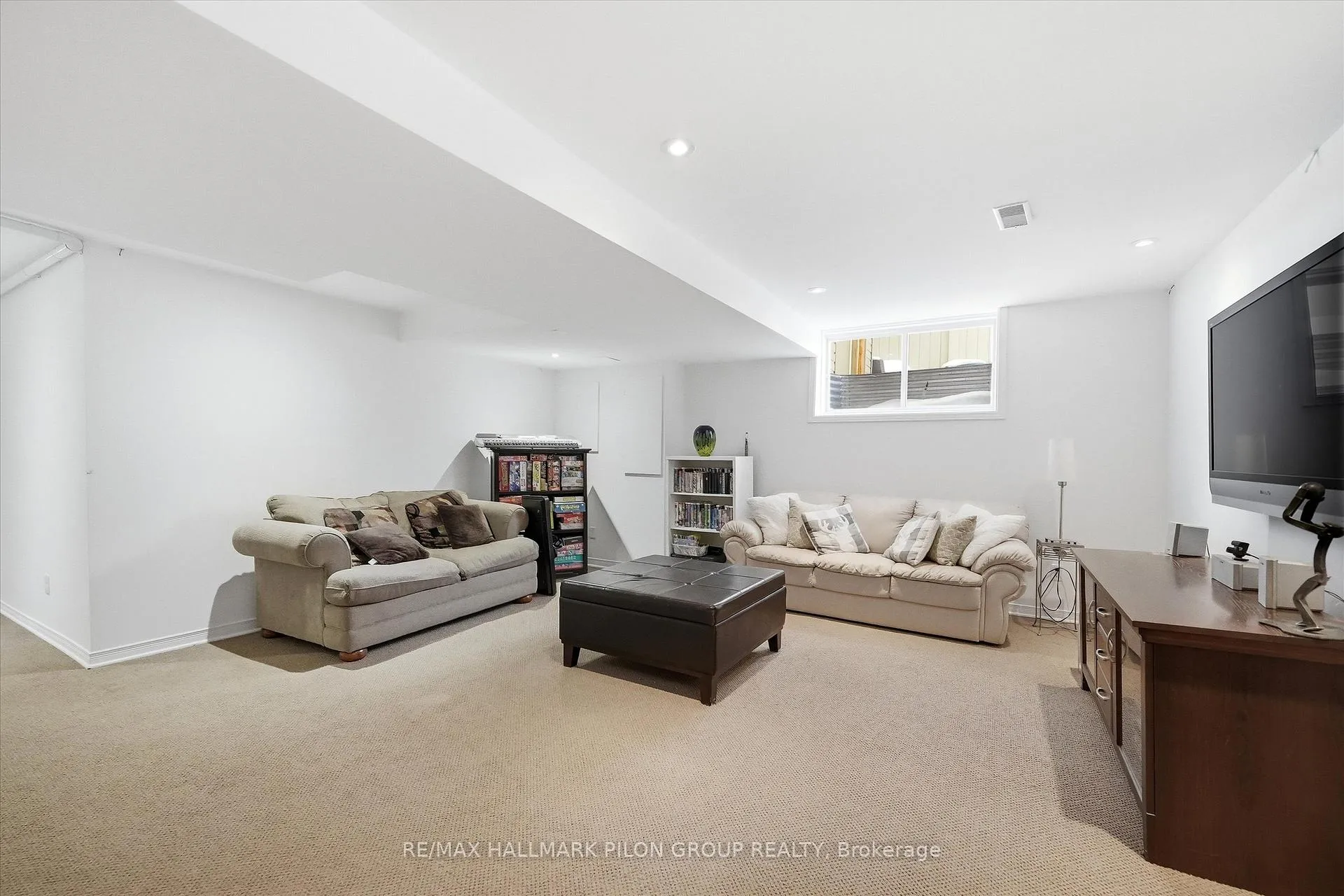 Photo 23 of 2234 Clermont Crescent, Ottawa, Avalon East — HOMEH