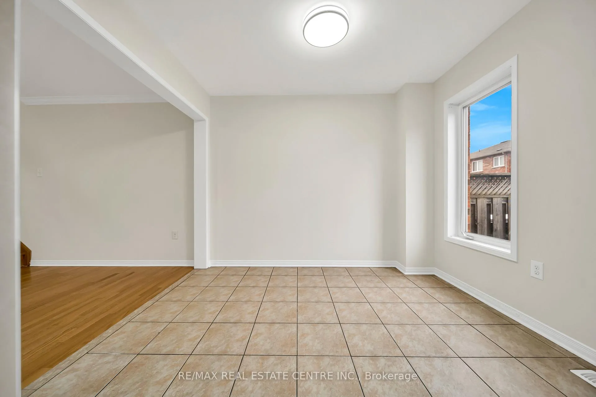 Photo 13 of 20 Tanasi Road, Brampton, Credit Valley — HOMEH