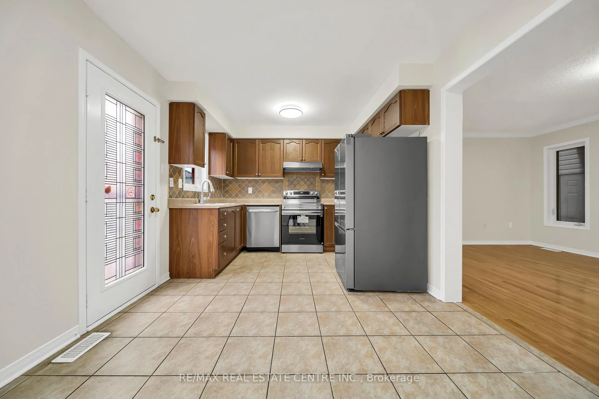 Photo 15 of 20 Tanasi Road, Brampton, Credit Valley — HOMEH