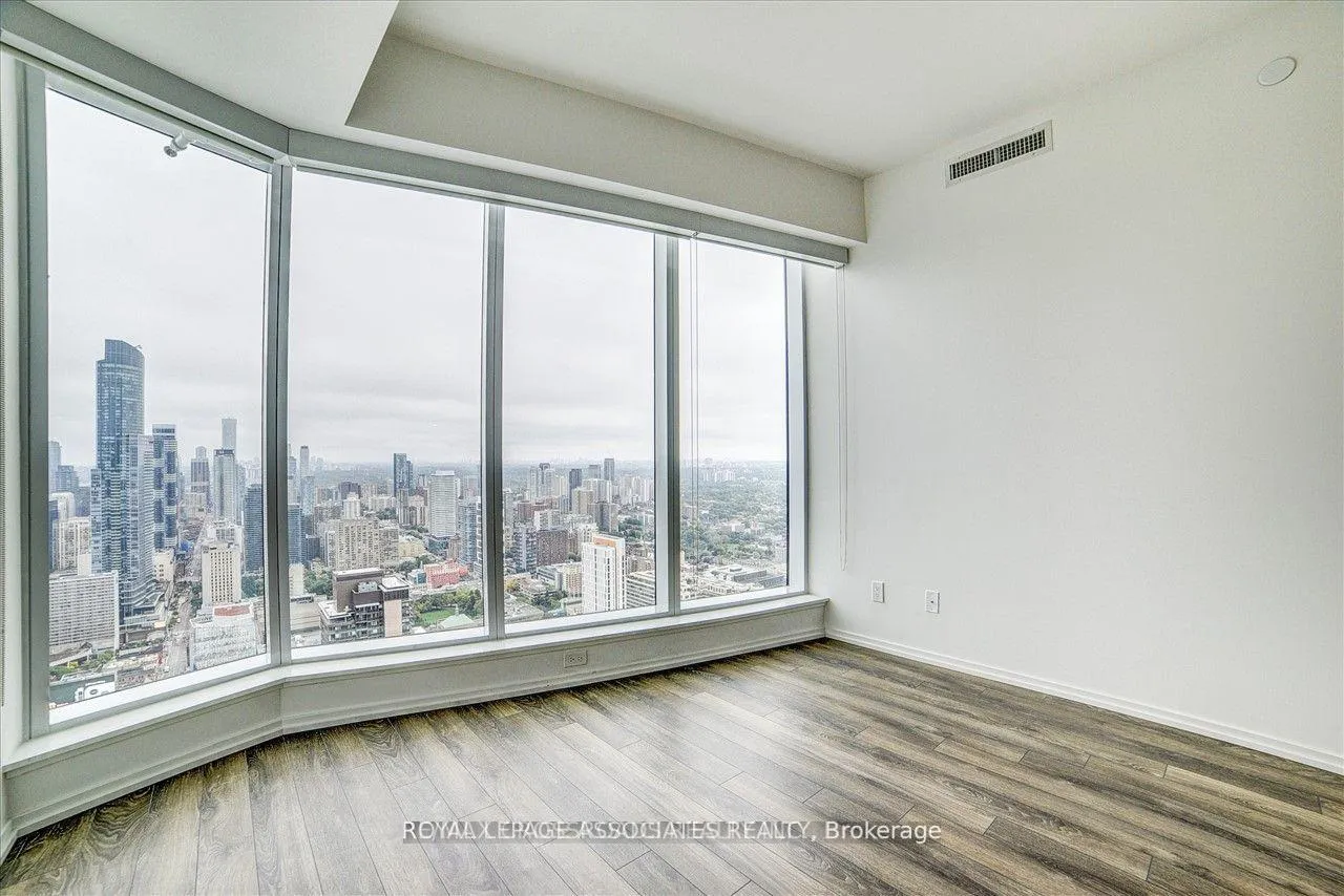 Photo 20 of Unit 5214, 197 Yonge Street, Toronto, Church-Yonge Corridor — HOMEH
