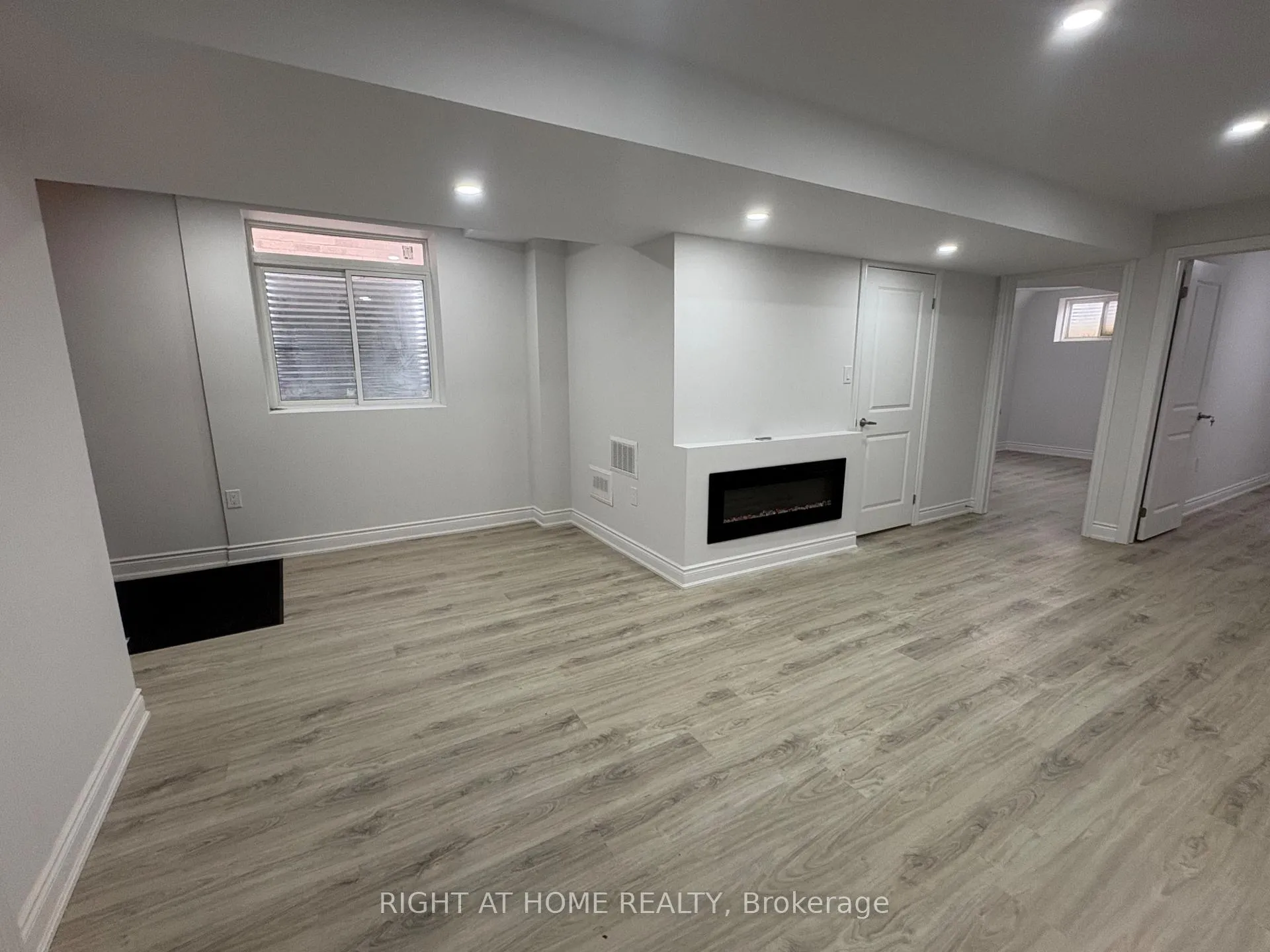 Photo 4 of Unit Basement, 36 Hubbell Rd S, Brampton, Bram West — HOMEH