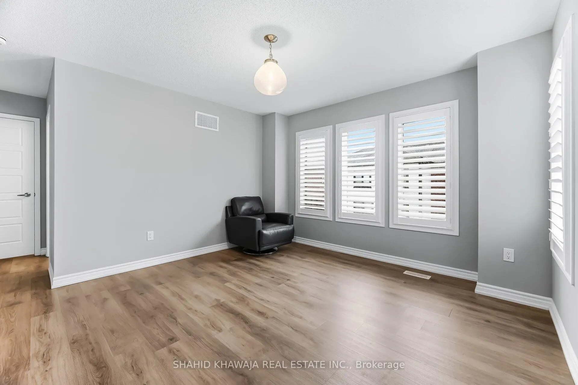 Photo 26 of Unit 17, 975 Whitlock Avenue, Milton, Cobban — HOMEH