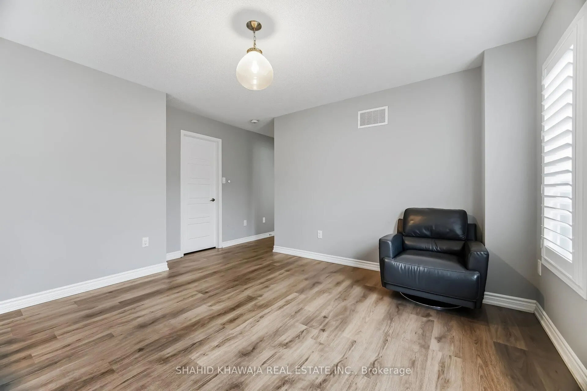 Photo 27 of Unit 17, 975 Whitlock Avenue, Milton, Cobban — HOMEH