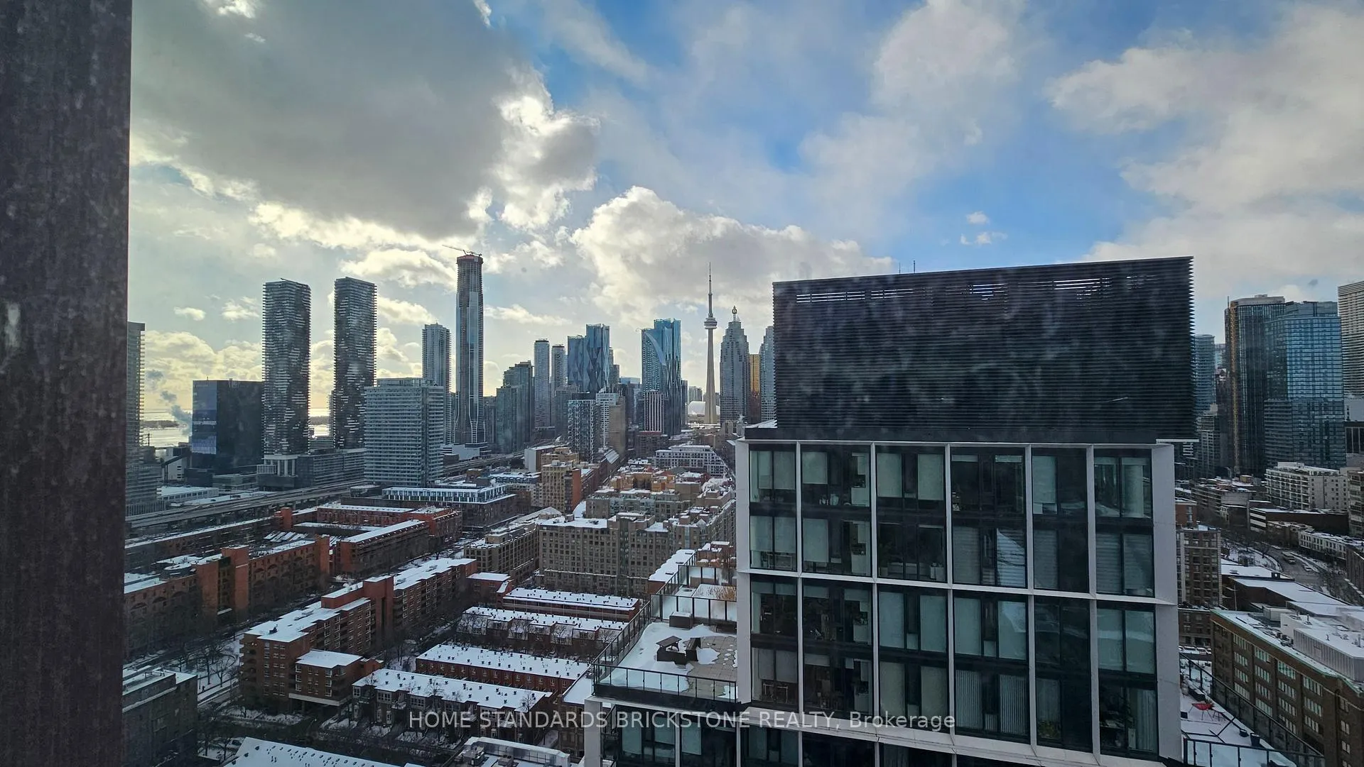 Photo 12 of Unit 3211, 180 Front Street E, Toronto, Moss Park — HOMEH