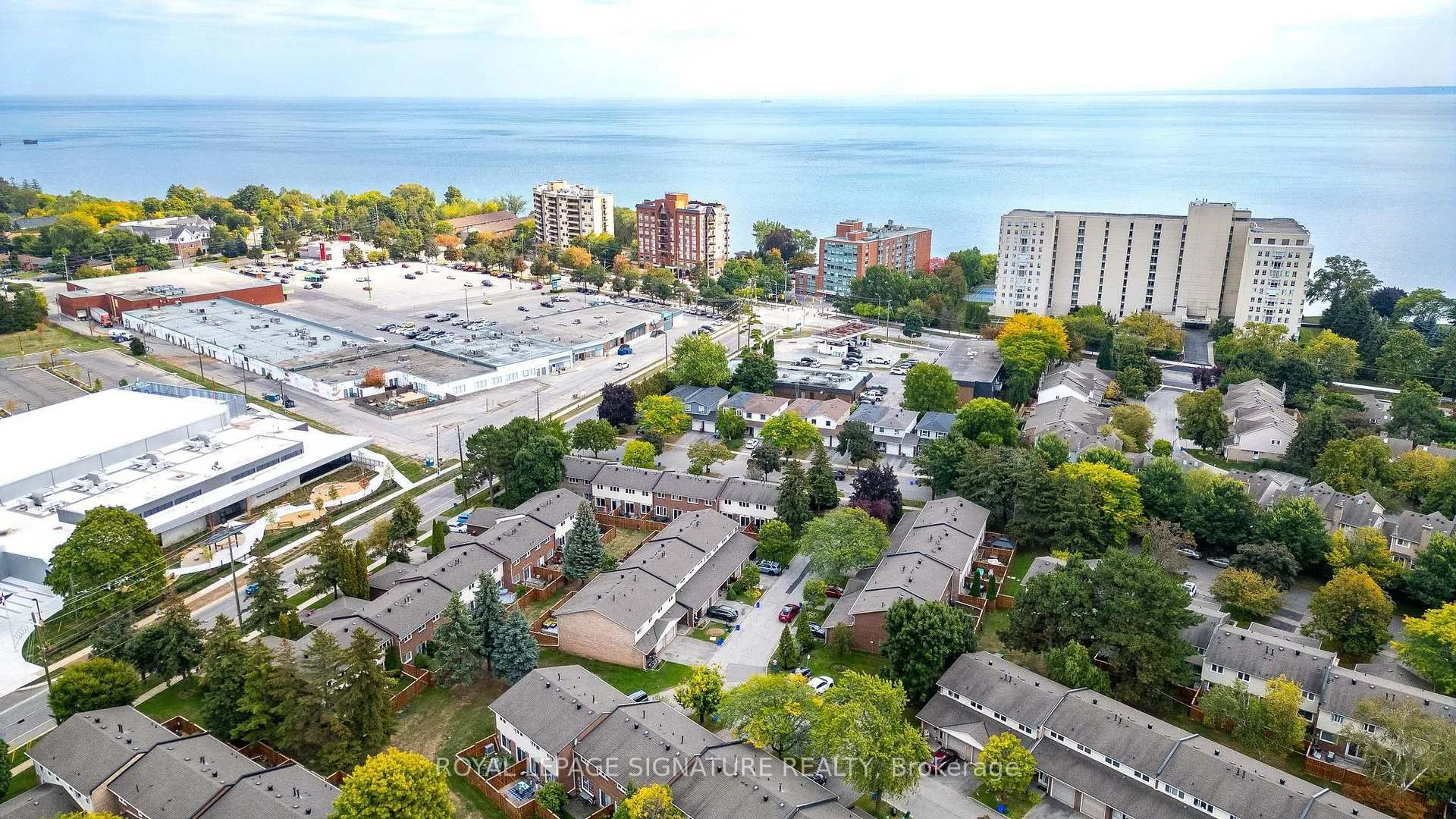 Photo 30 of 5273 Banting Court E, Burlington, Appleby — HOMEH
