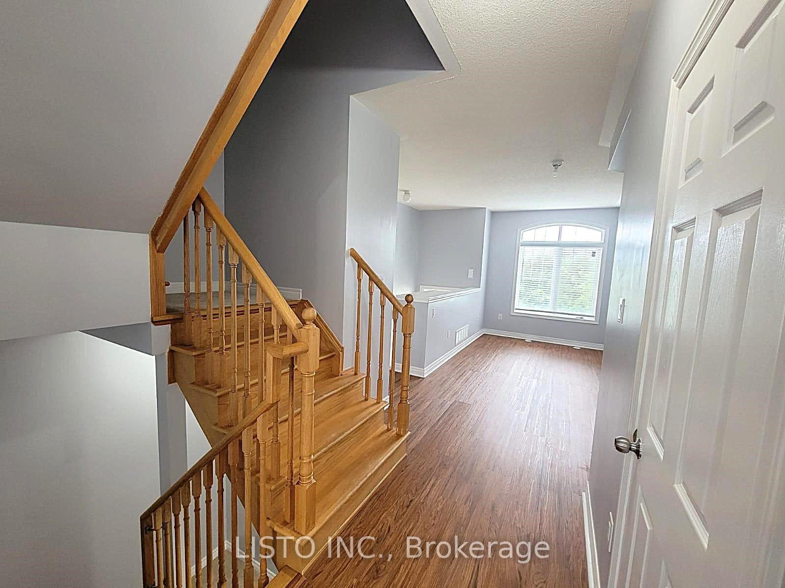 Photo 5 of 21 Dundas Way, Markham, Greensborough — HOMEH