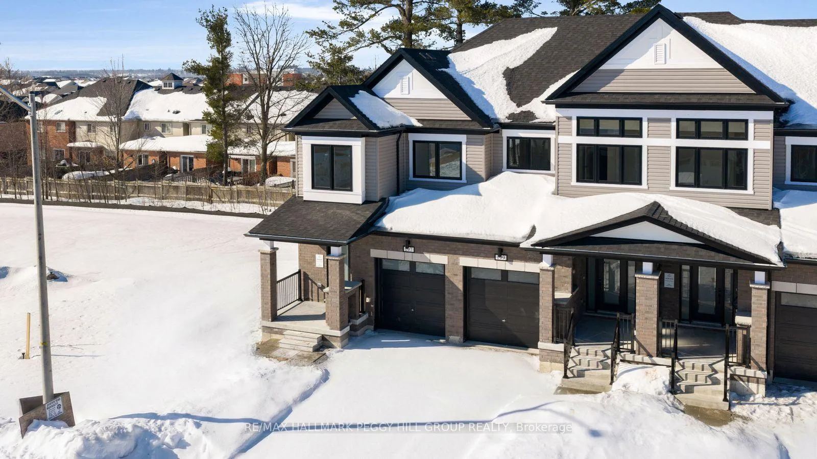 Photo 12 of 197 Durham Avenue, Barrie, Rural Barrie Southeast — HOMEH