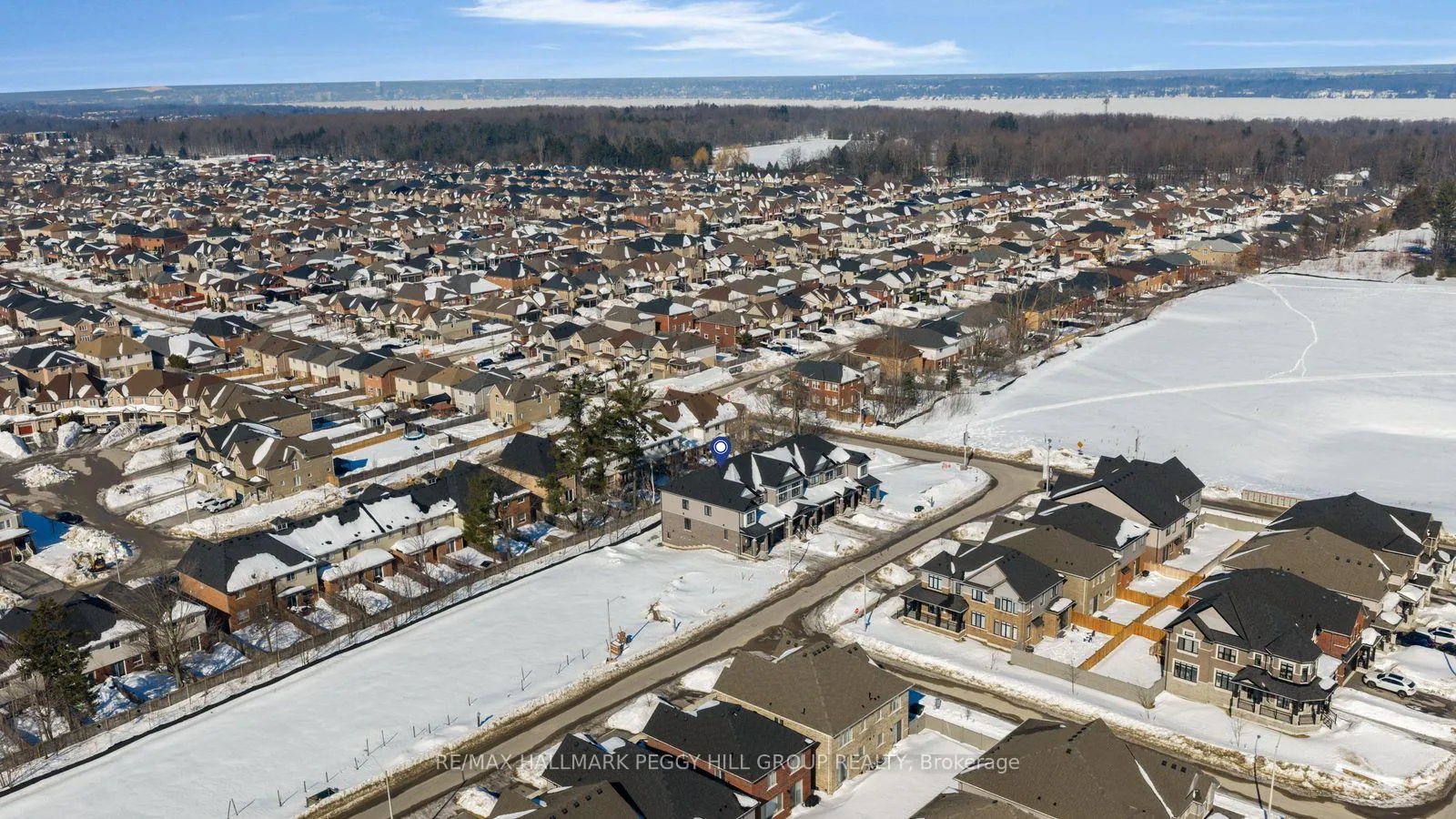 Photo 13 of 197 Durham Avenue, Barrie, Rural Barrie Southeast — HOMEH