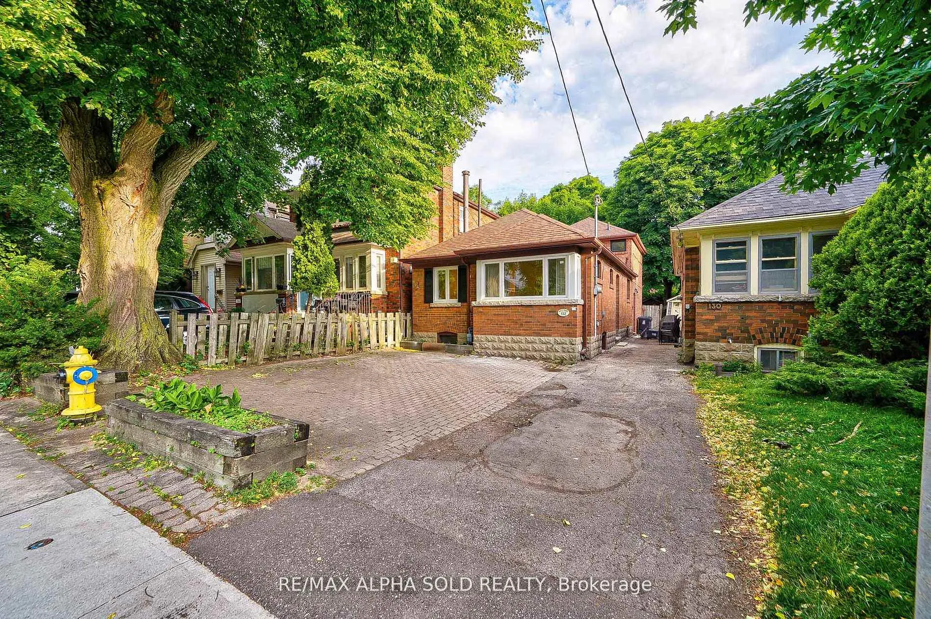 Photo 1 of 132 Glengarry Avenue, Toronto, Lawrence Park North — HOMEH