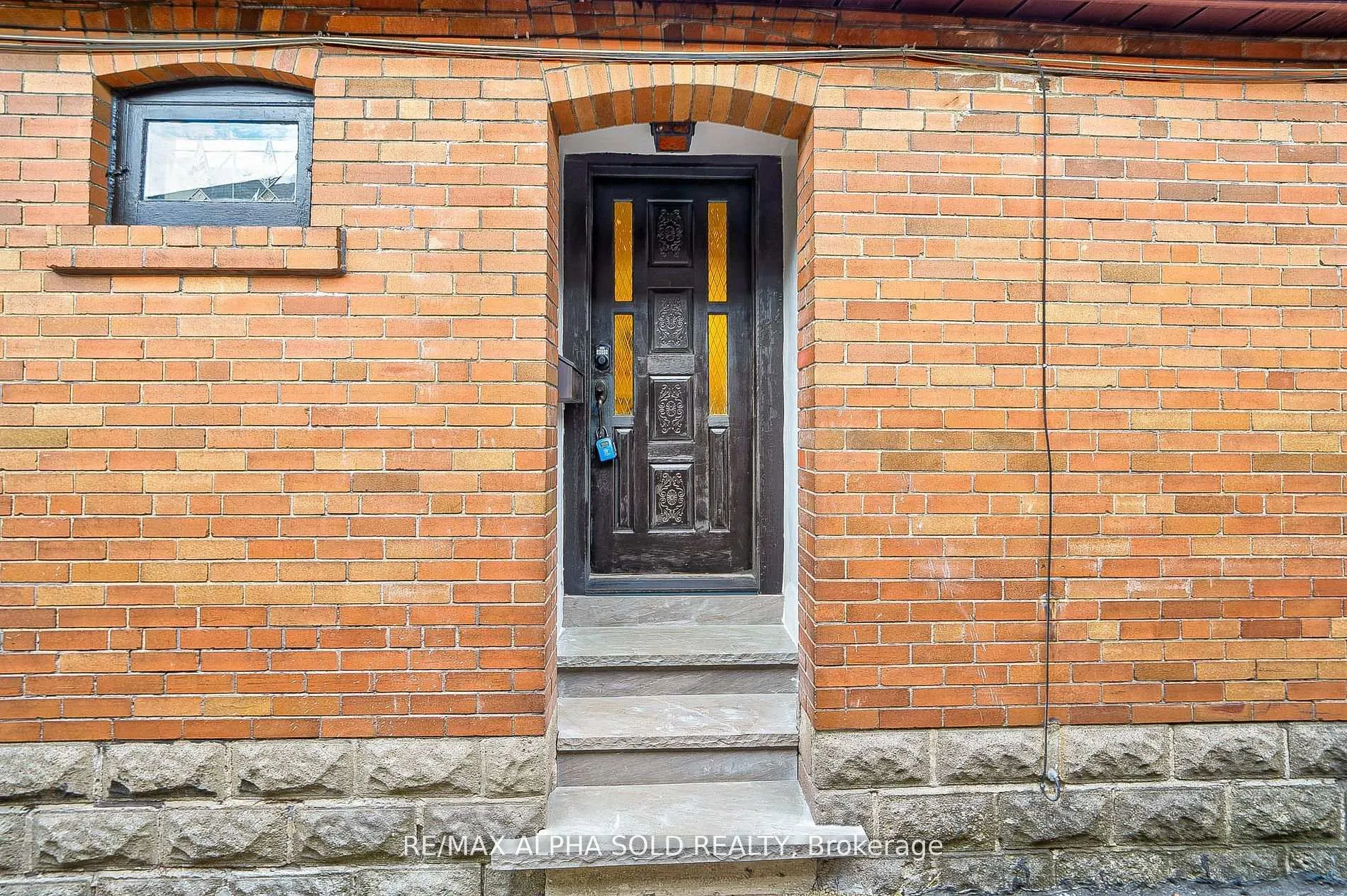 Photo 3 of 132 Glengarry Avenue, Toronto, Lawrence Park North — HOMEH