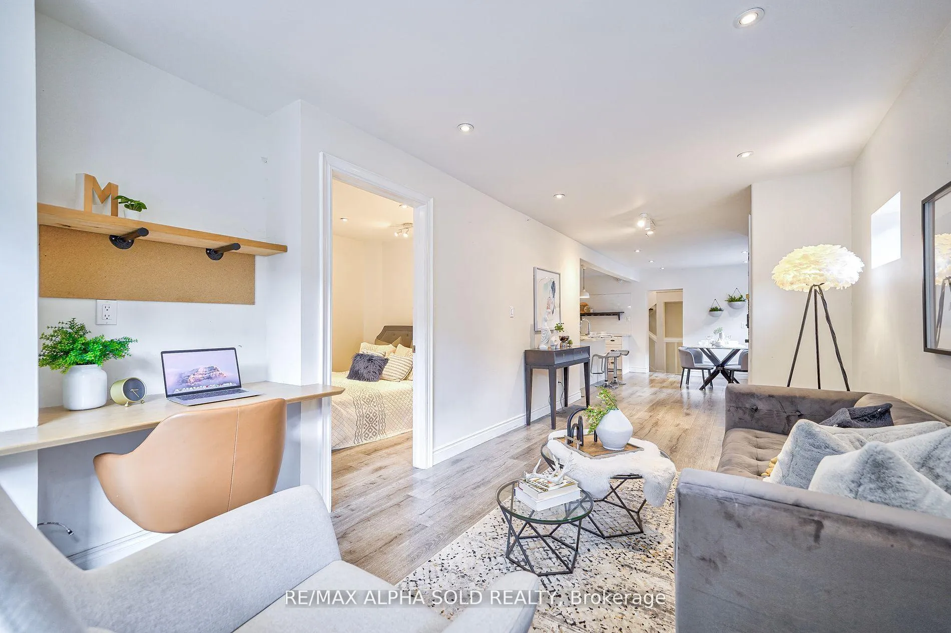 Photo 7 of 132 Glengarry Avenue, Toronto, Lawrence Park North — HOMEH