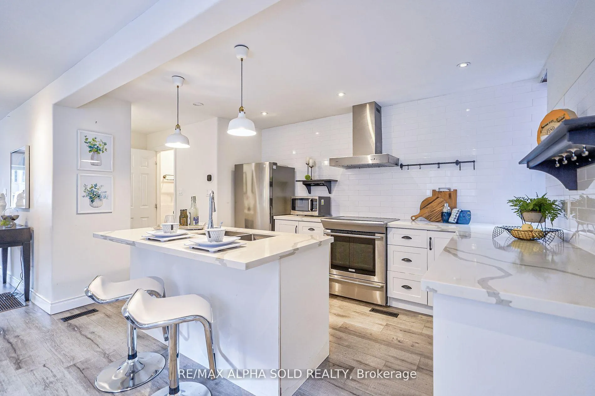 Photo 12 of 132 Glengarry Avenue, Toronto, Lawrence Park North — HOMEH