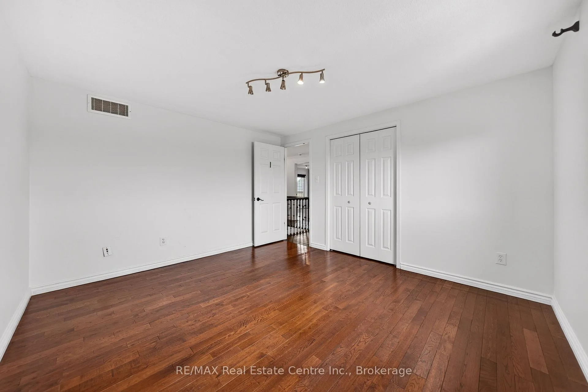 Photo 32 of 67 Maitland Street, Kitchener — HOMEH