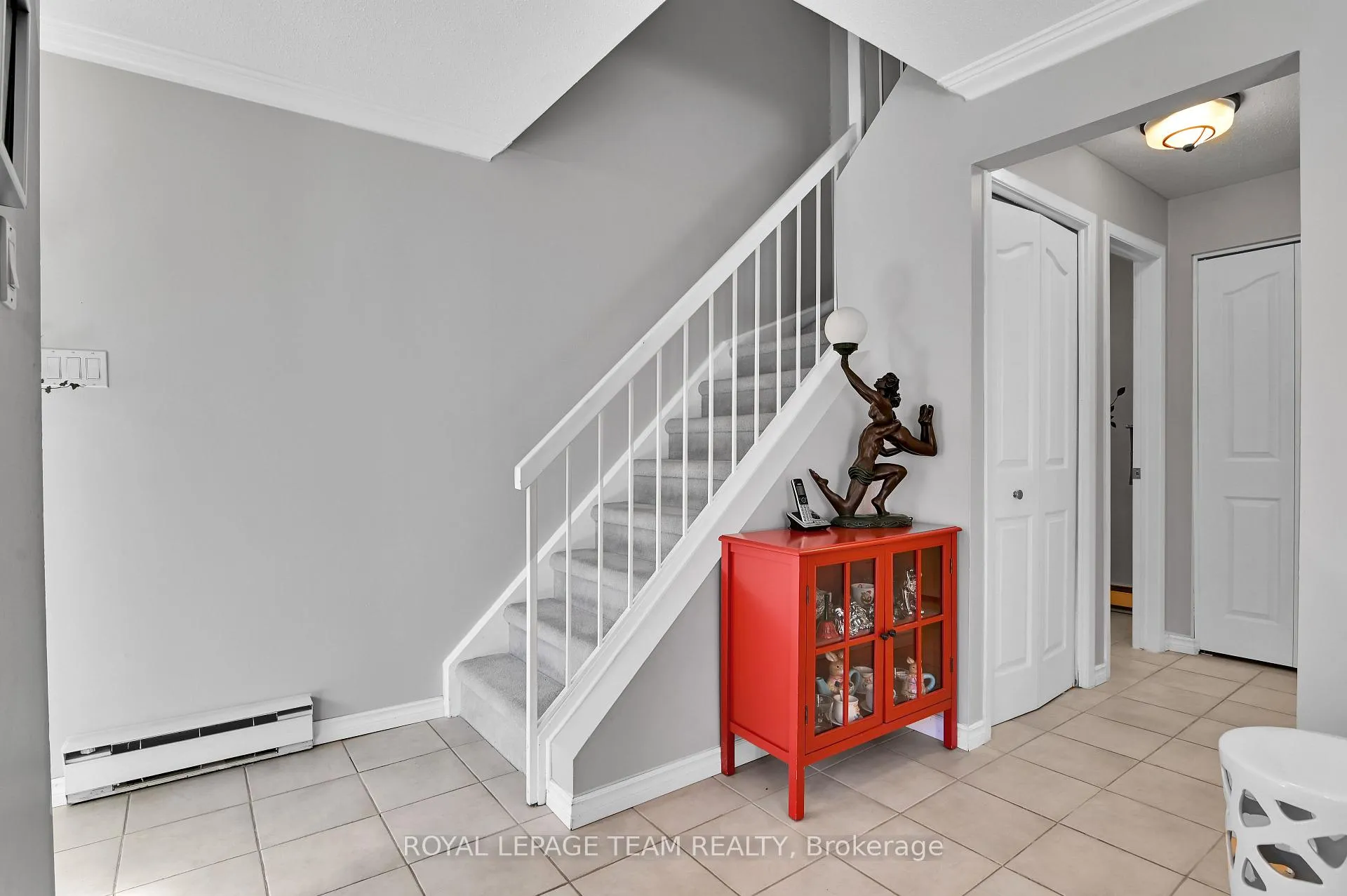 Photo 10 of Unit 102, 1785 Cabaret Lane, Ottawa, Fallingbrook/Pineridge — HOMEH