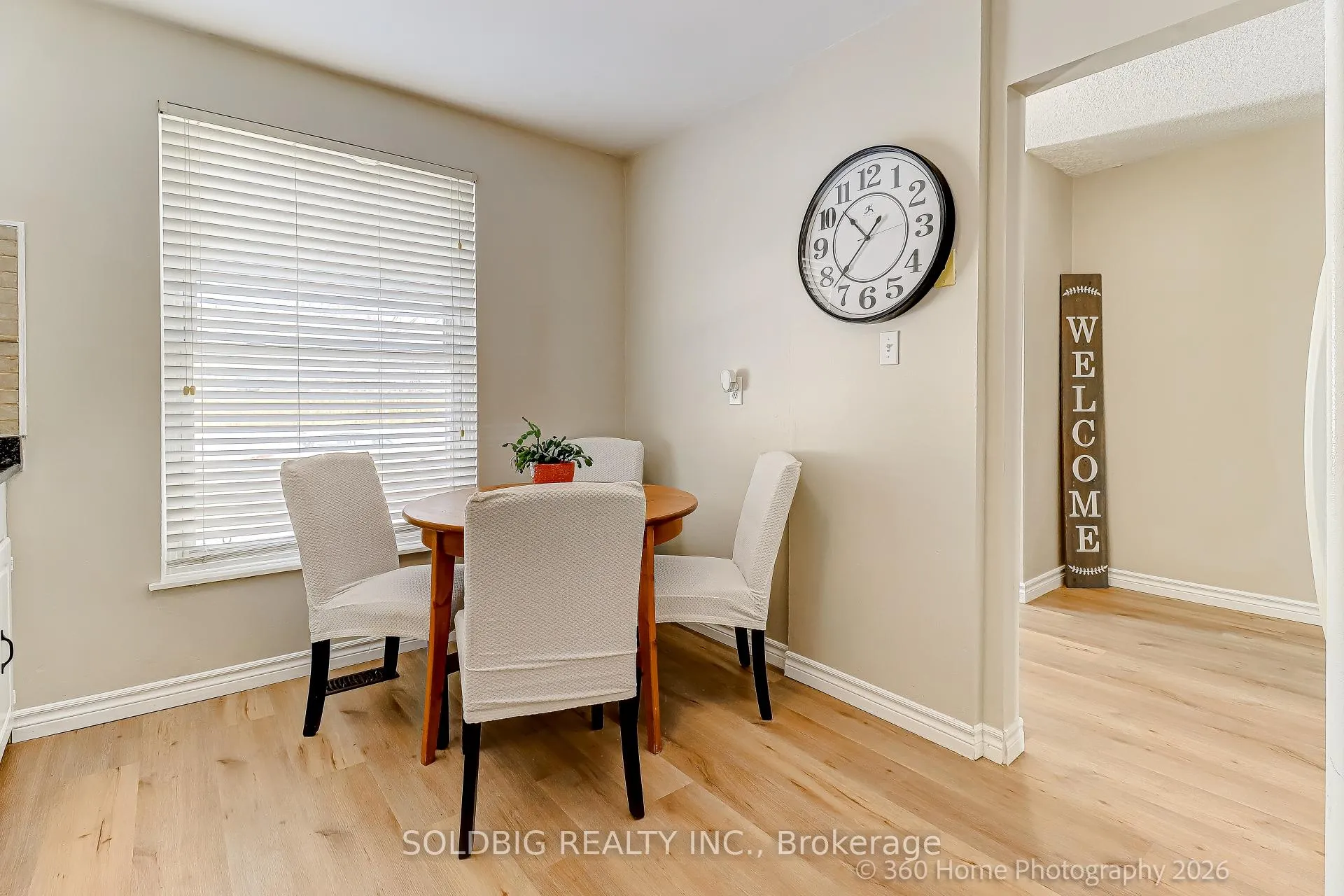 Photo 3 of 9 Loscombe Drive, Clarington, Bowmanville — HOMEH