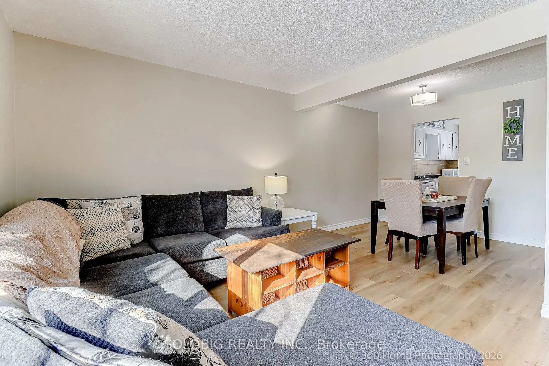 Photo 6 of 9 Loscombe Drive, Clarington, Bowmanville — HOMEH