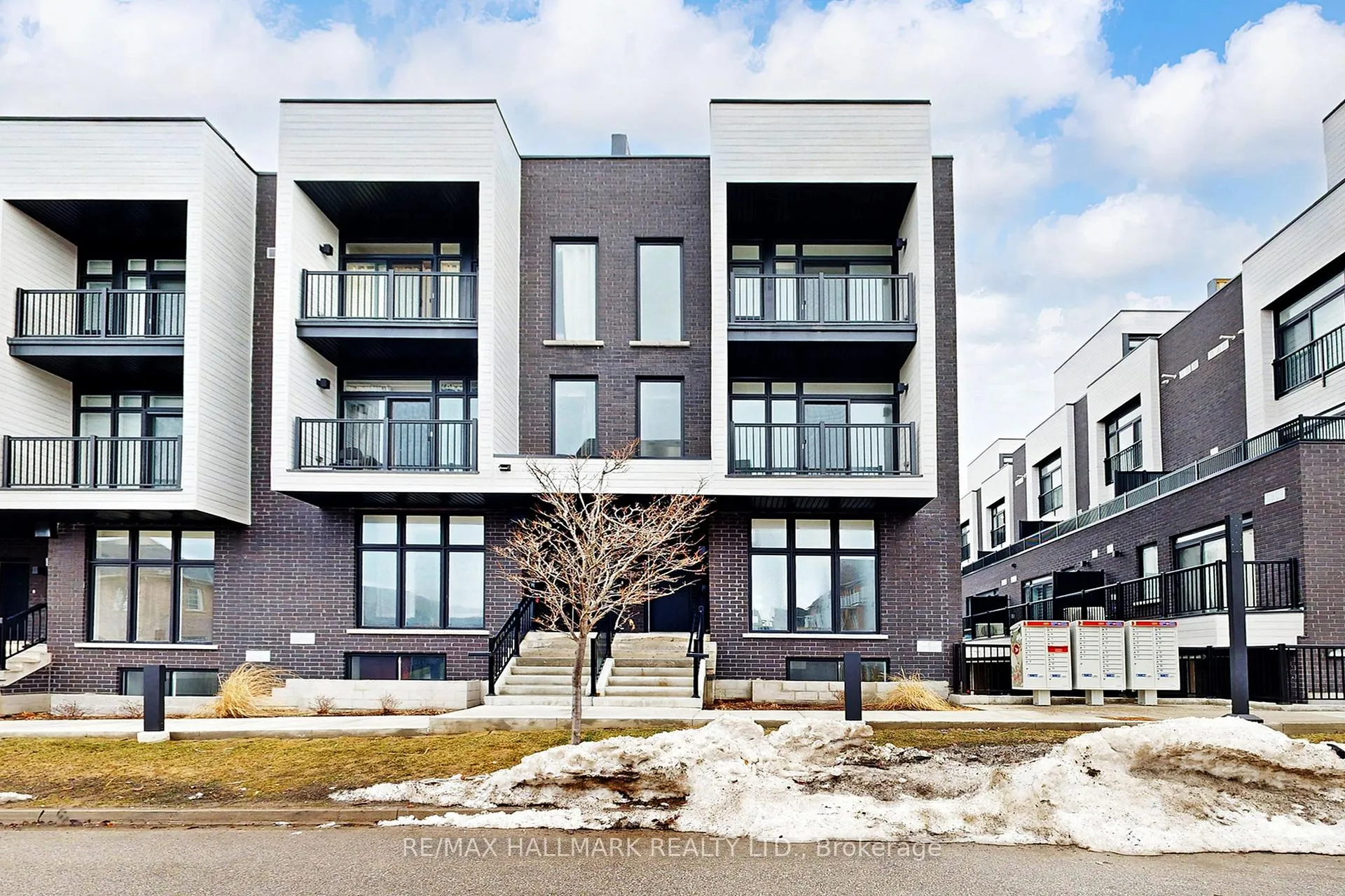 Photo 1 of Unit 7, 184 Angus Drive, Ajax, Central — HOMEH