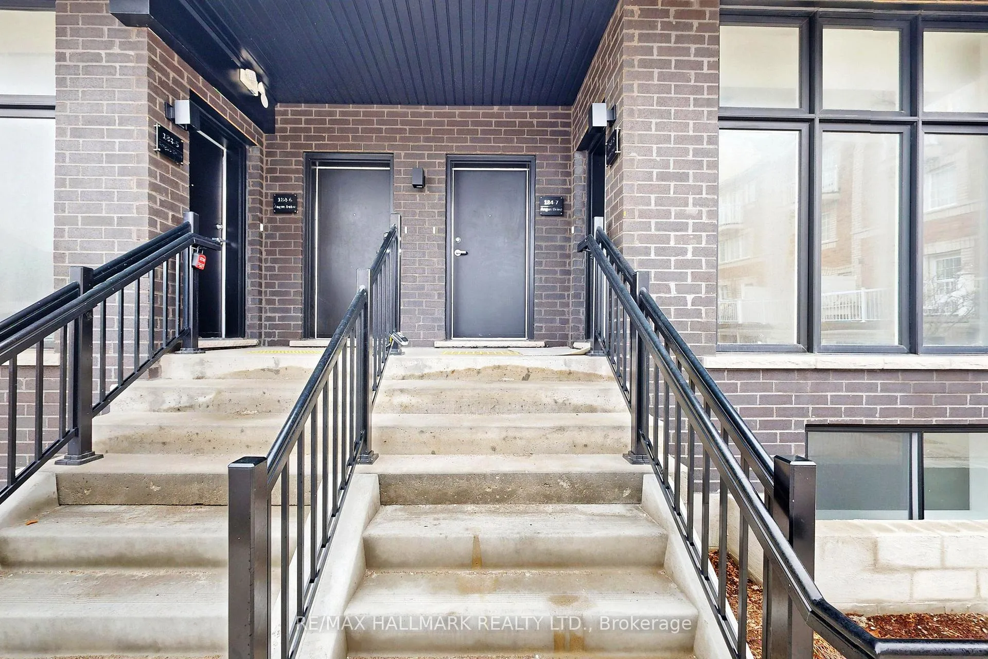 Photo 4 of Unit 7, 184 Angus Drive, Ajax, Central — HOMEH