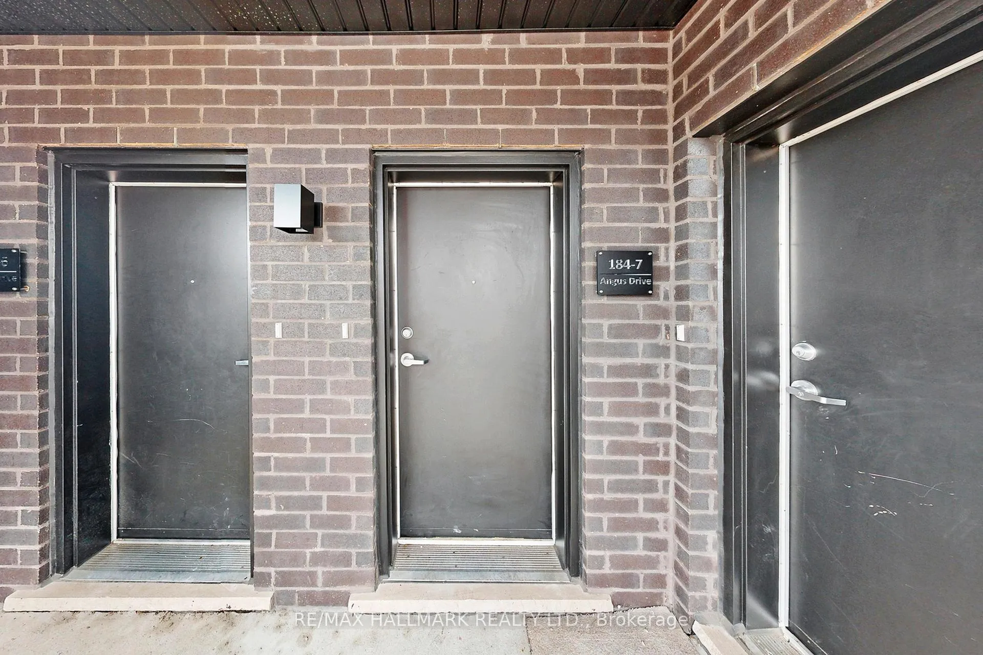 Photo 5 of Unit 7, 184 Angus Drive, Ajax, Central — HOMEH
