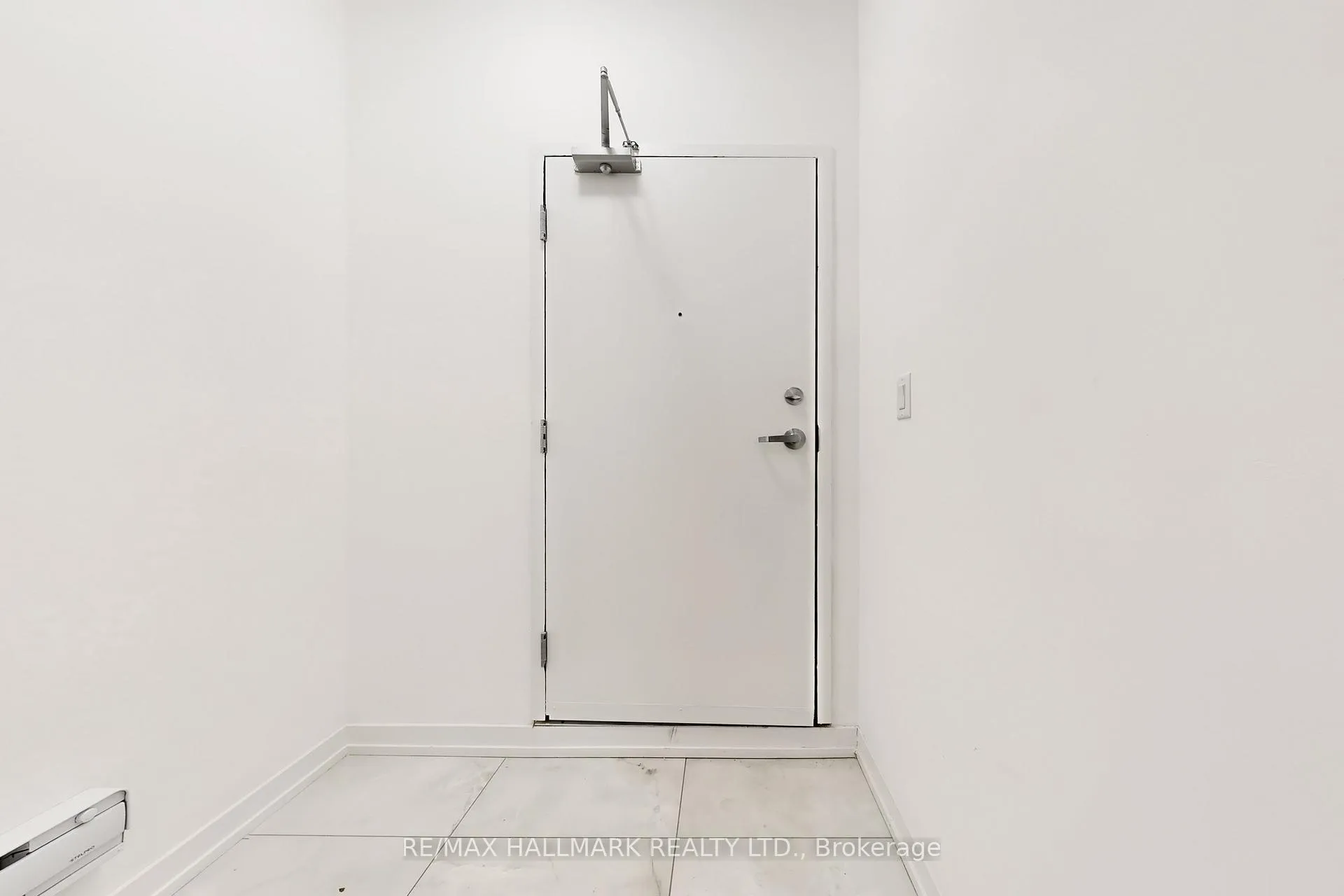 Photo 6 of Unit 7, 184 Angus Drive, Ajax, Central — HOMEH