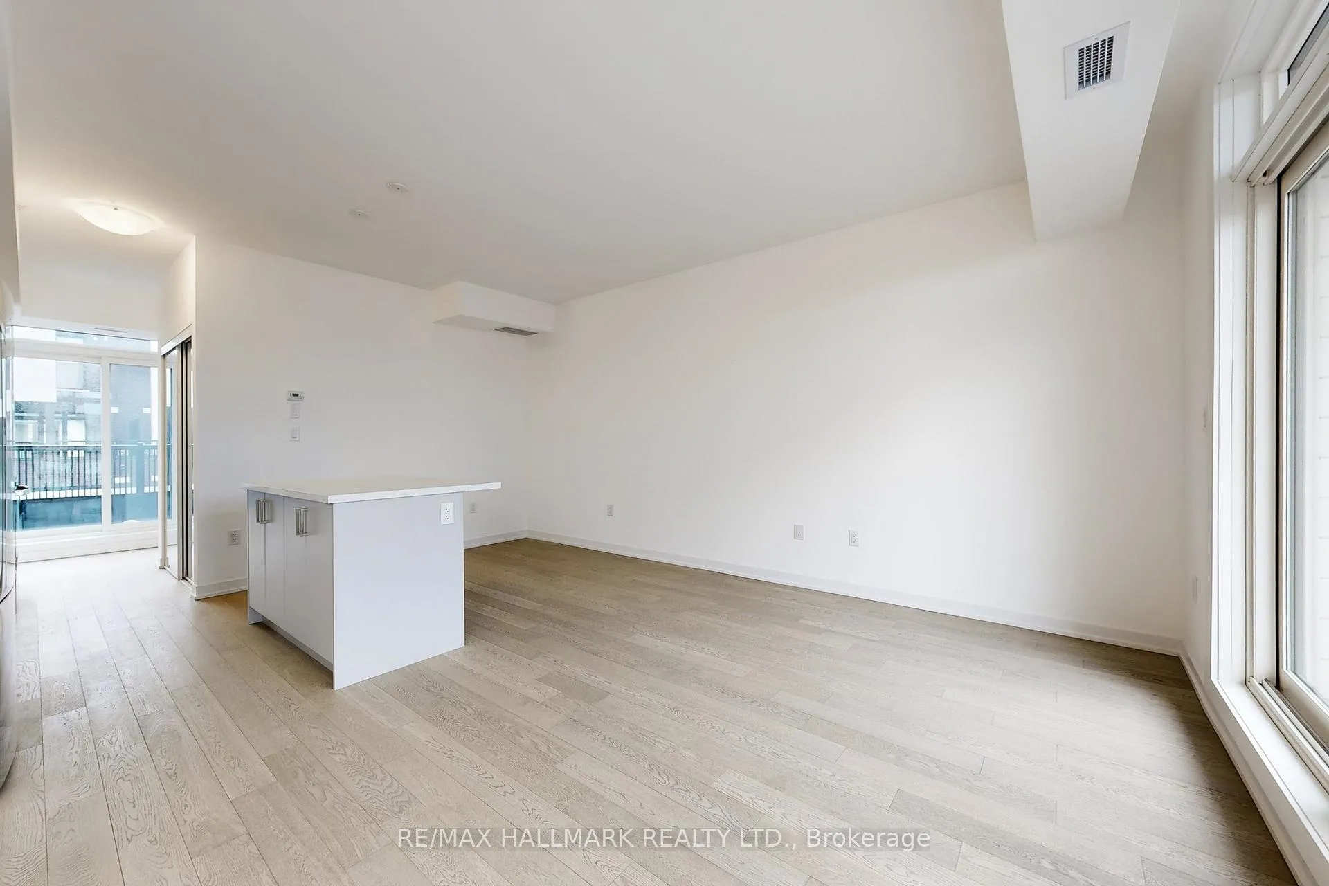 Photo 12 of Unit 7, 184 Angus Drive, Ajax, Central — HOMEH