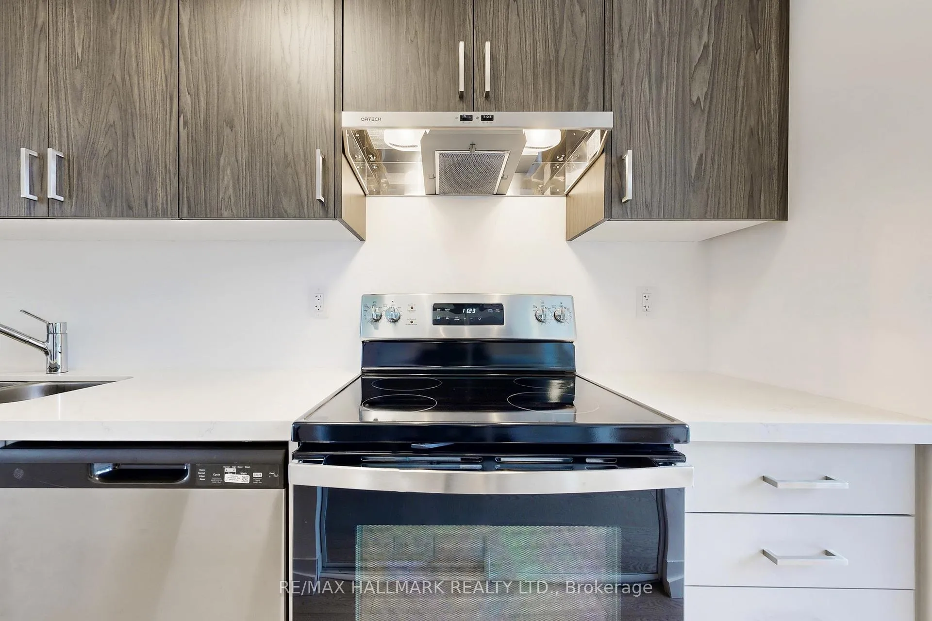 Photo 17 of Unit 7, 184 Angus Drive, Ajax, Central — HOMEH