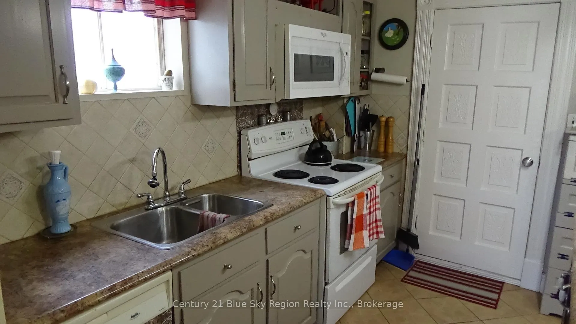 Photo 20 of 176 Church Street, West Nipissing, Sturgeon Falls — HOMEH