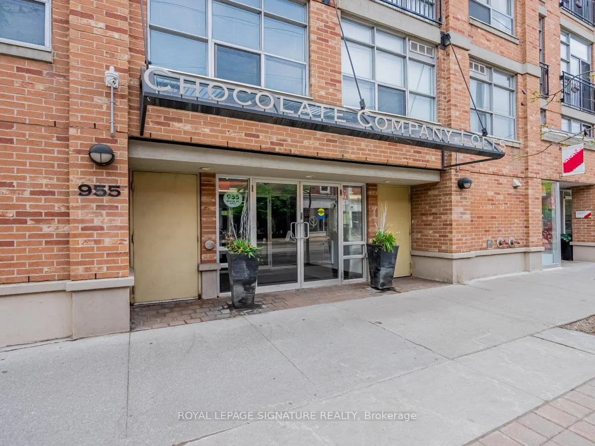 Photo 2 of Unit 421, 955 Queen Street, Toronto, Trinity-Bellwoods — HOMEH