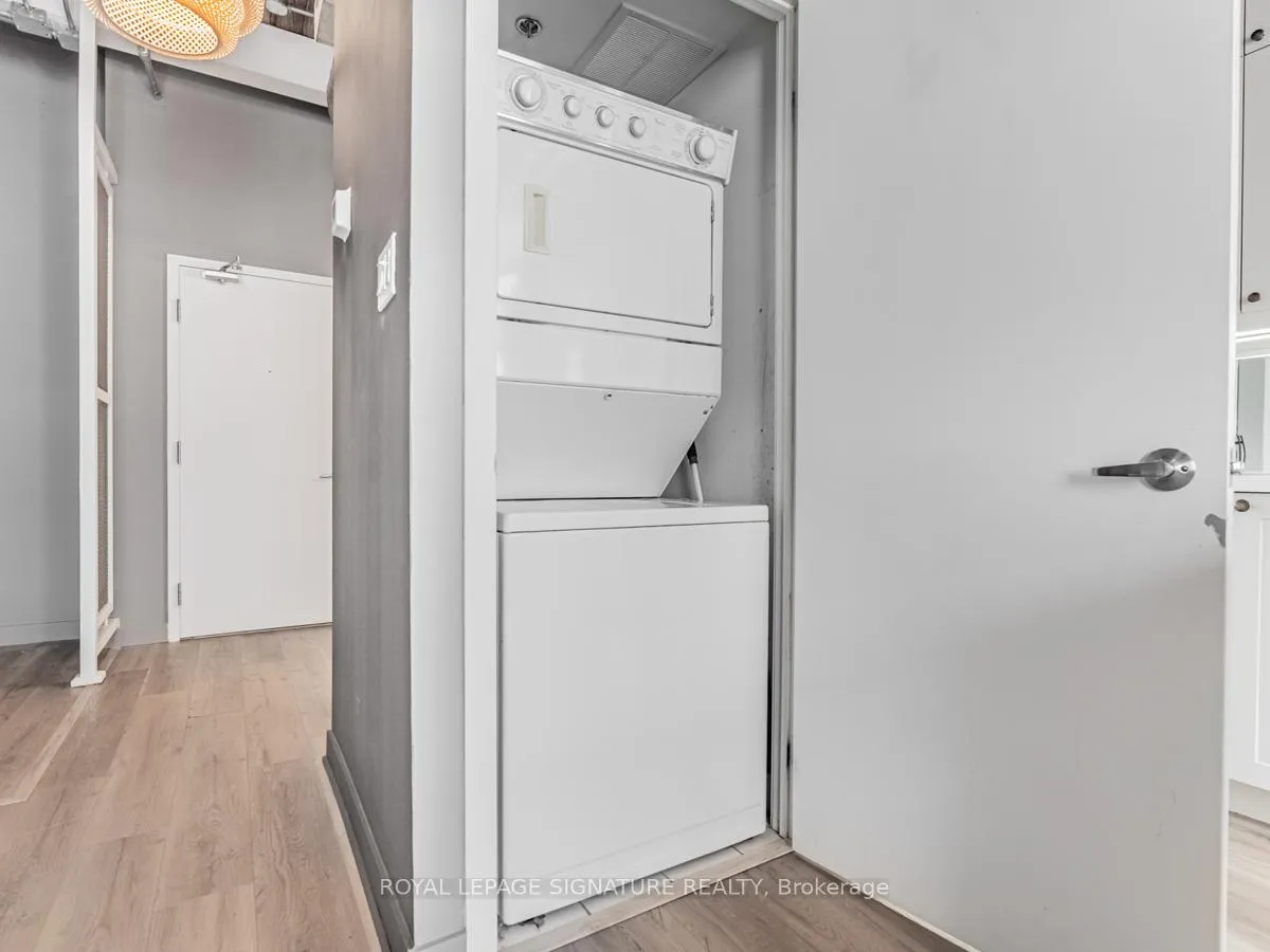 Photo 6 of Unit 421, 955 Queen Street, Toronto, Trinity-Bellwoods — HOMEH