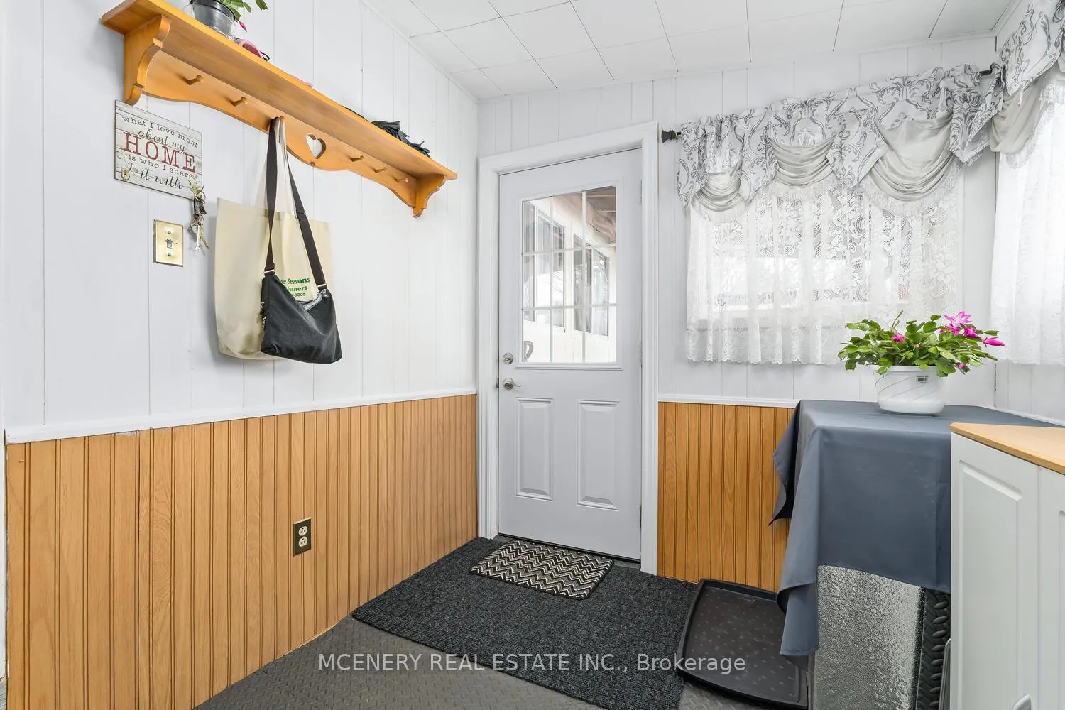 Photo 4 of 15 Heather Avenue, Erin, Hillsburgh — HOMEH