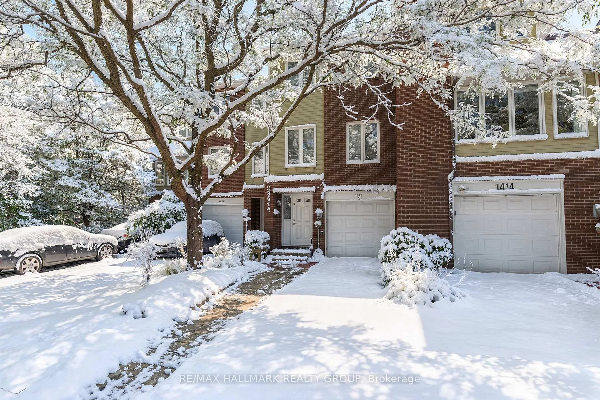 Photo 1 of 1916 Russell Road, Ottawa, Elmvale Acres — HOMEH