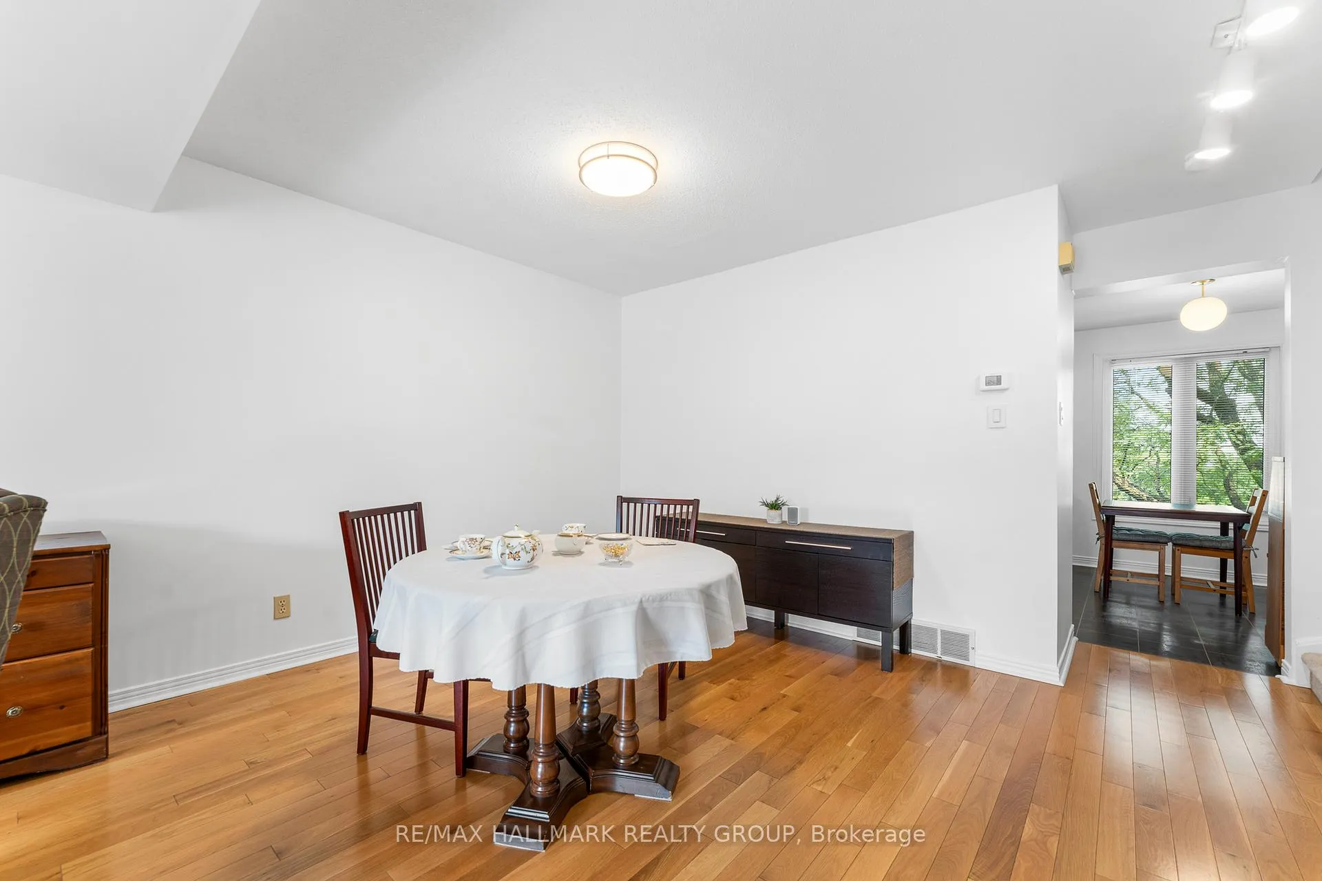 Photo 14 of 1916 Russell Road, Ottawa, Elmvale Acres — HOMEH