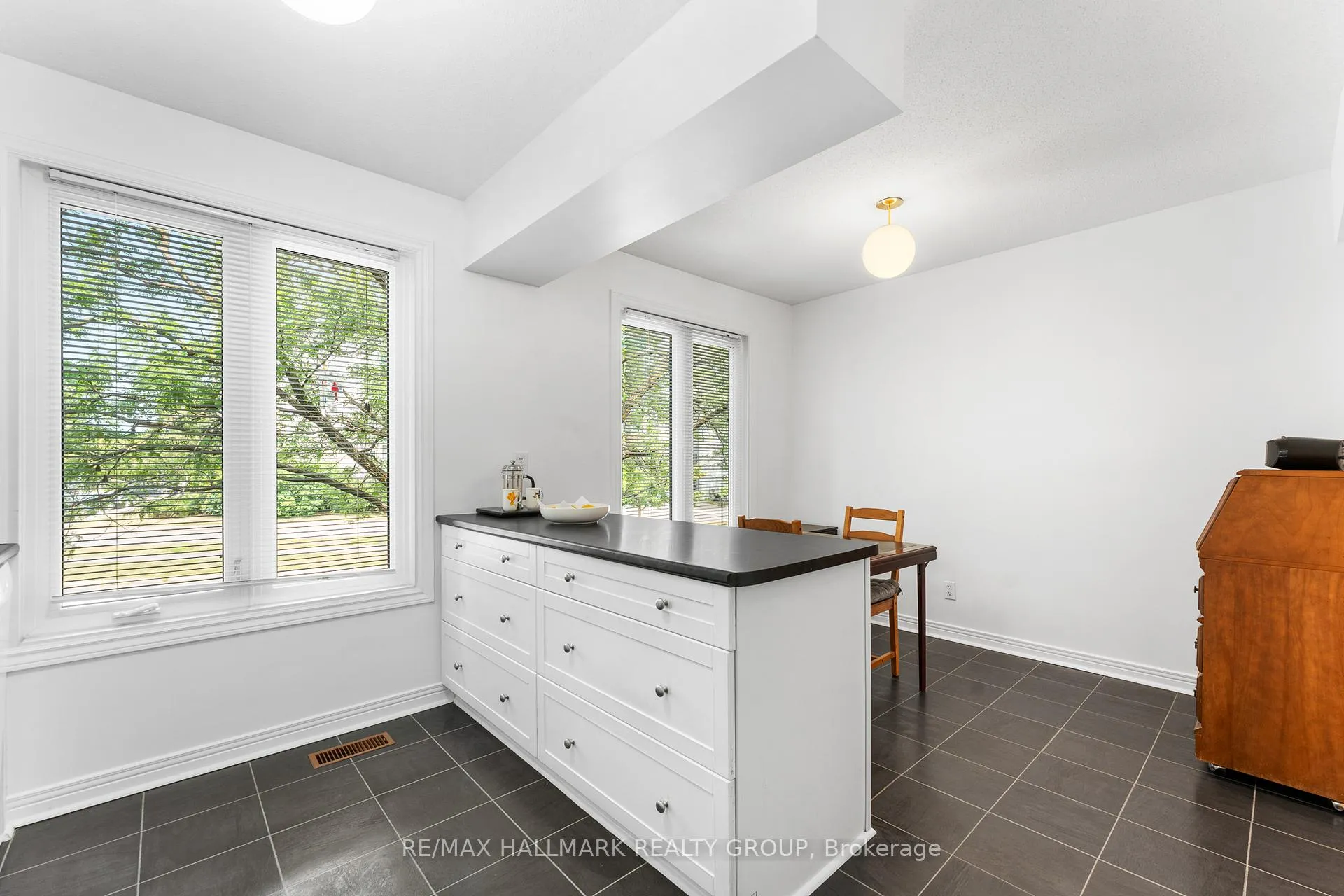 Photo 21 of 1916 Russell Road, Ottawa, Elmvale Acres — HOMEH