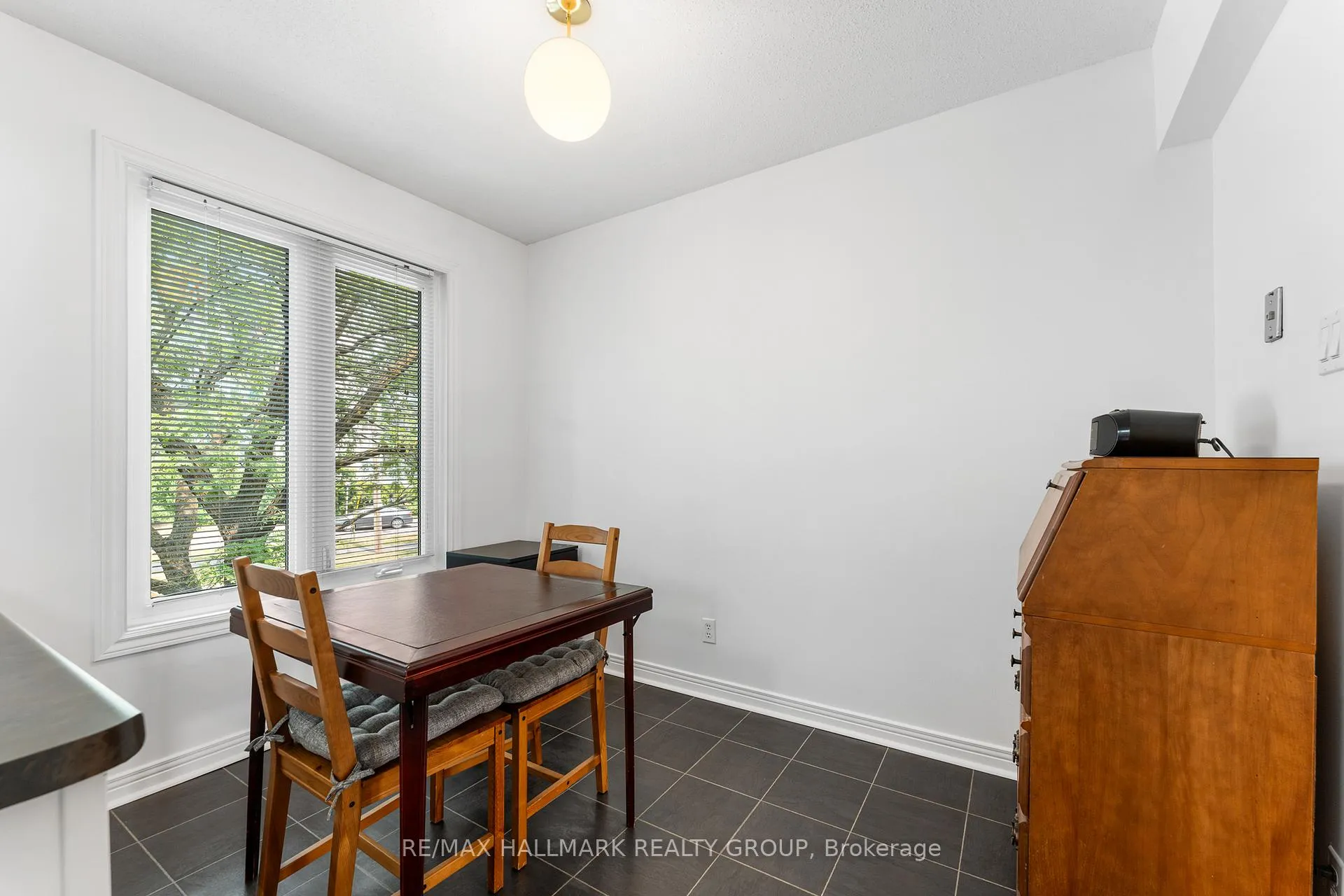 Photo 24 of 1916 Russell Road, Ottawa, Elmvale Acres — HOMEH