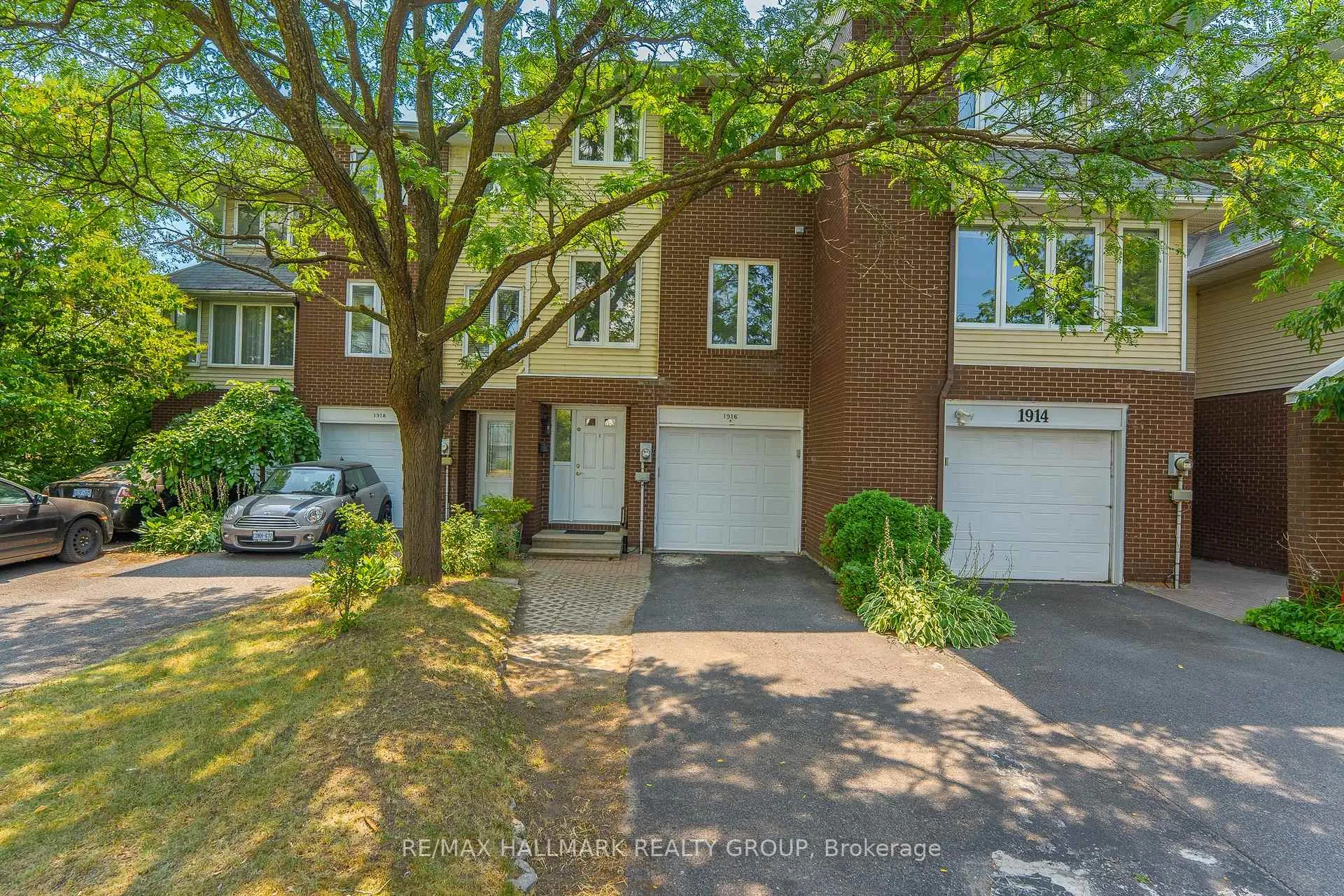 Photo 45 of 1916 Russell Road, Ottawa, Elmvale Acres — HOMEH