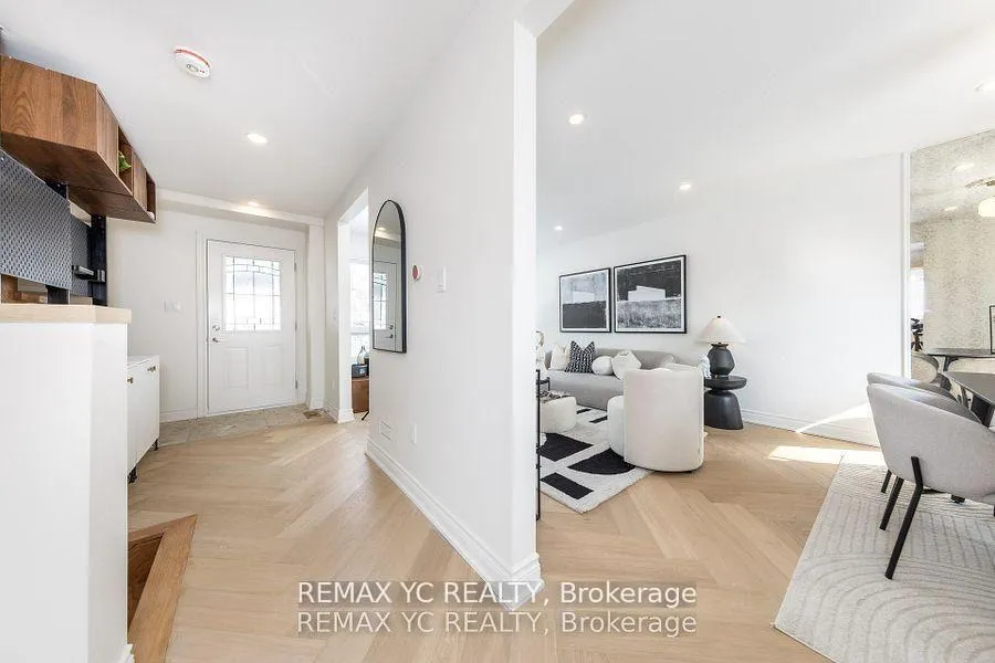 Photo 2 of 87 Woodfern Drive, Scarborough, Ionview — HOMEH