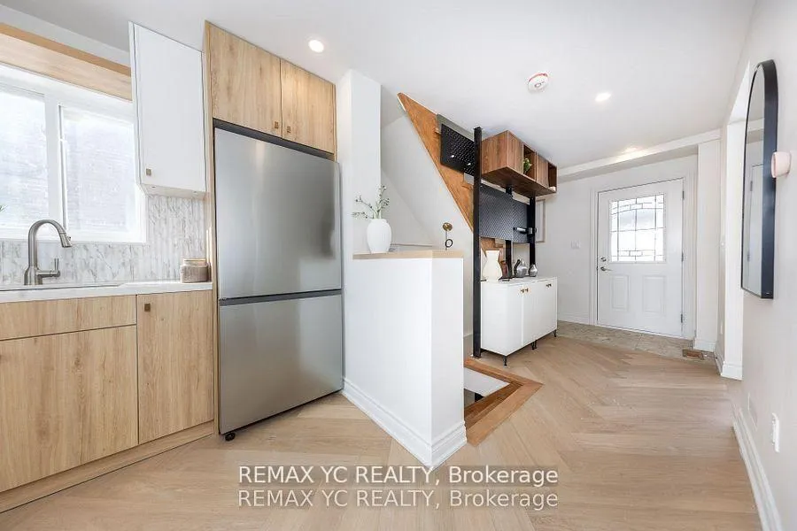 Photo 11 of 87 Woodfern Drive, Scarborough, Ionview — HOMEH