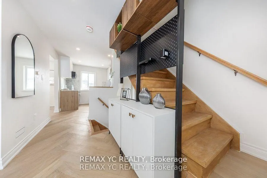 Photo 12 of 87 Woodfern Drive, Scarborough, Ionview — HOMEH