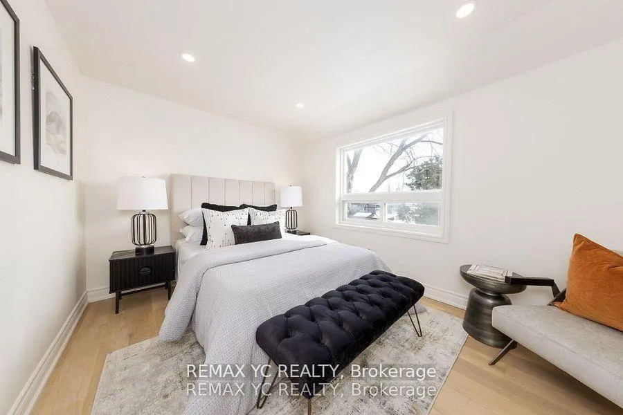 Photo 18 of 87 Woodfern Drive, Scarborough, Ionview — HOMEH