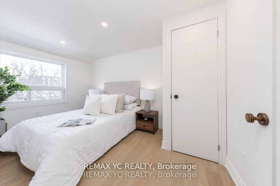 Photo 20 of 87 Woodfern Drive, Scarborough, Ionview — HOMEH