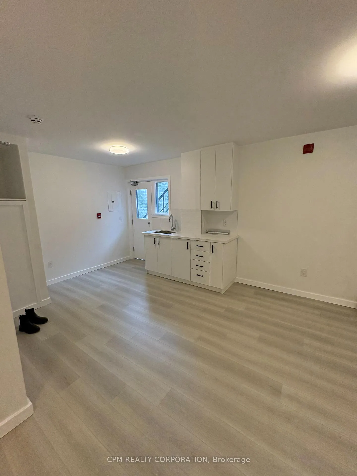 Photo 8 of Unit 9C, 3295 Yonge Street, Toronto, Lawrence Park North — HOMEH